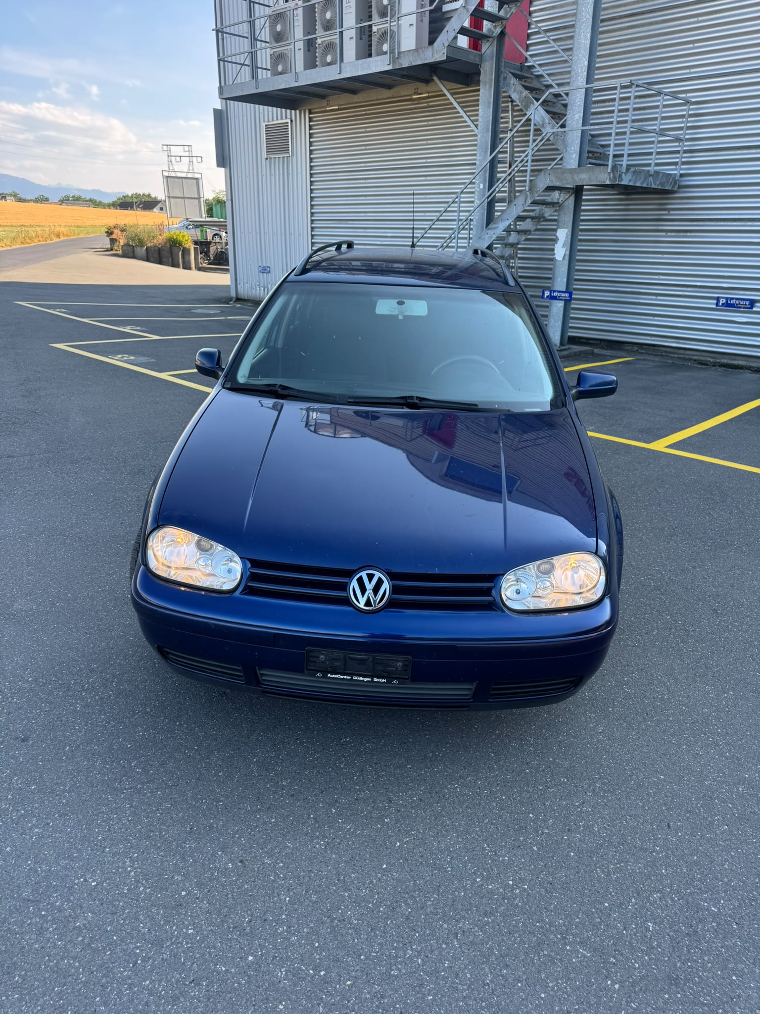 VW Golf Variant 1.9 TDI PD Pacific-image-1