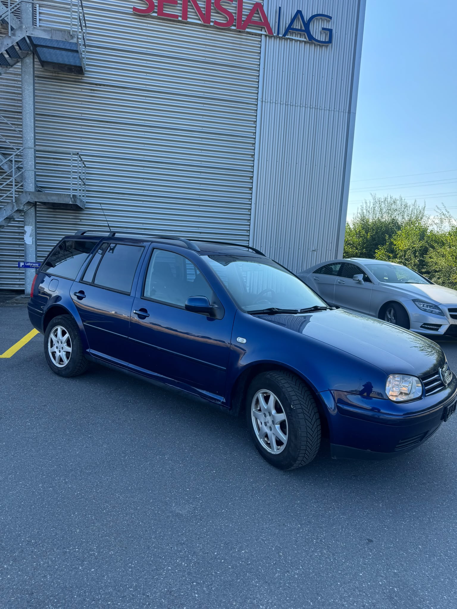 VW Golf Variant 1.9 TDI PD Pacific-image-0