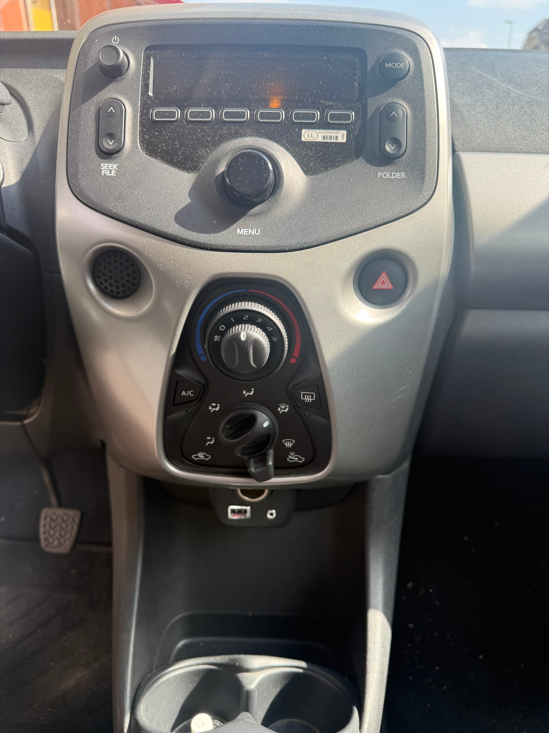 CITROEN C1 1.0 VTi Feel-image-12