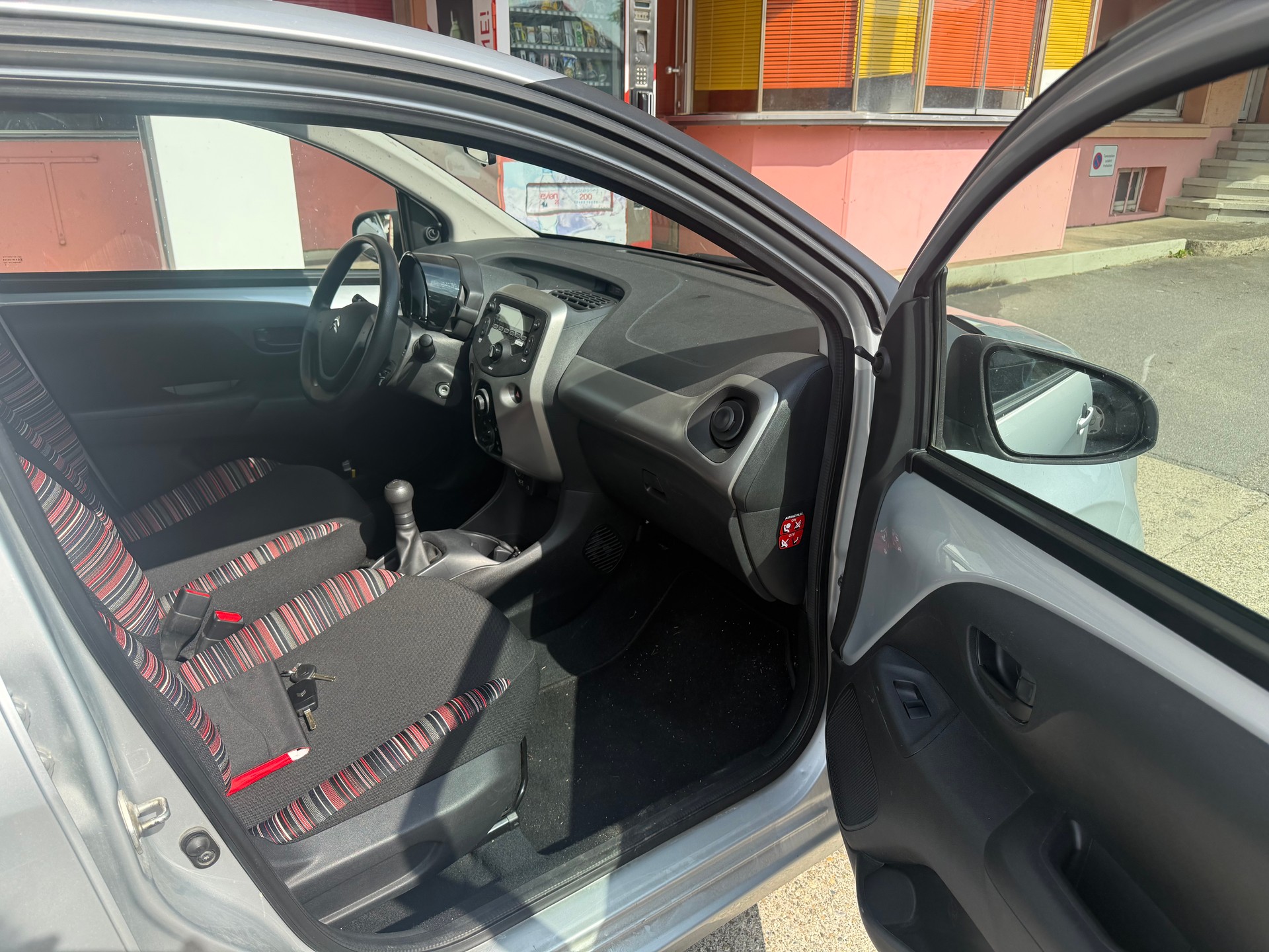 CITROEN C1 1.0 VTi Feel-image-9