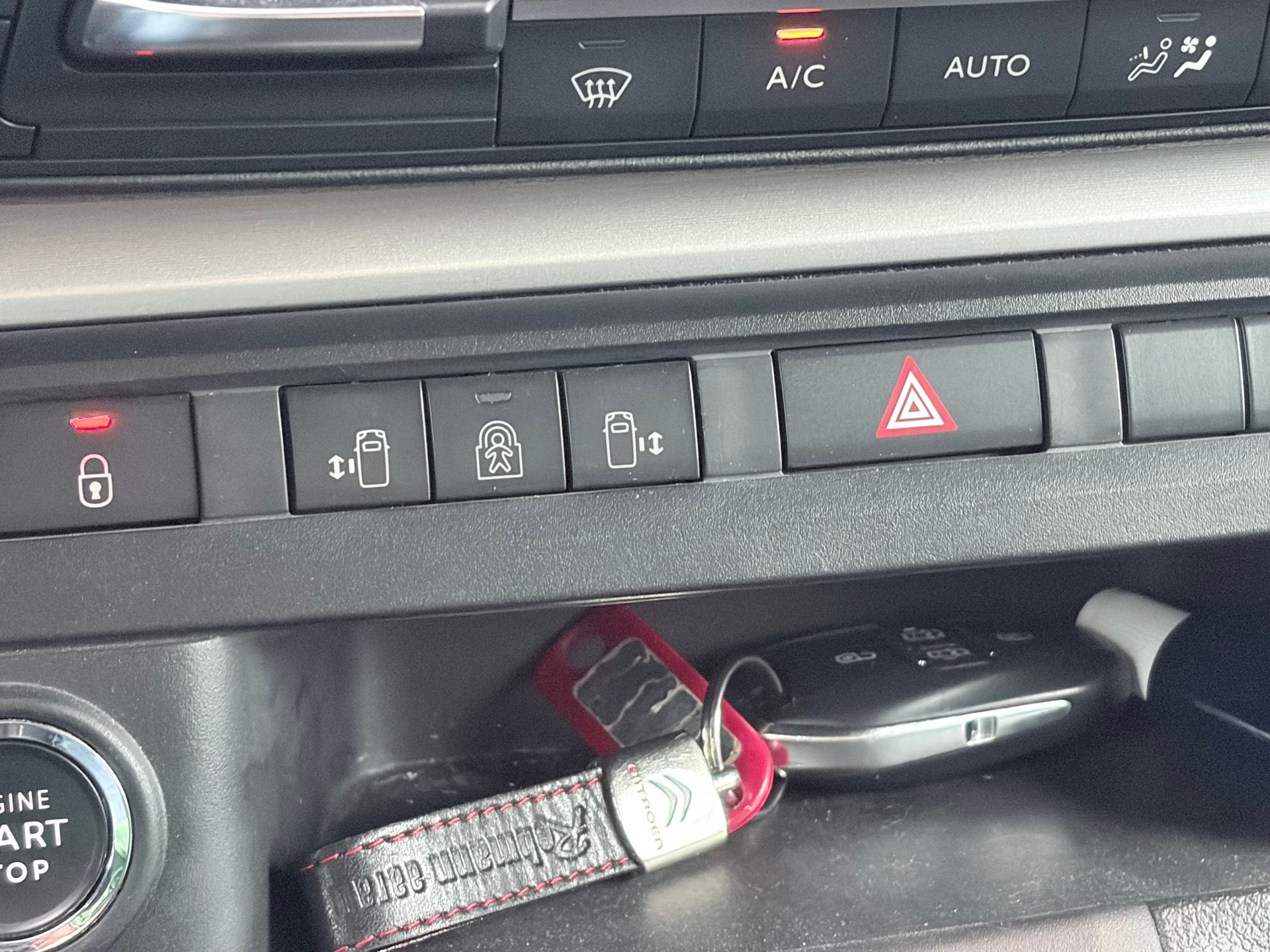 CITROEN 1.2 PureTech 130 Rip Curl-image-11