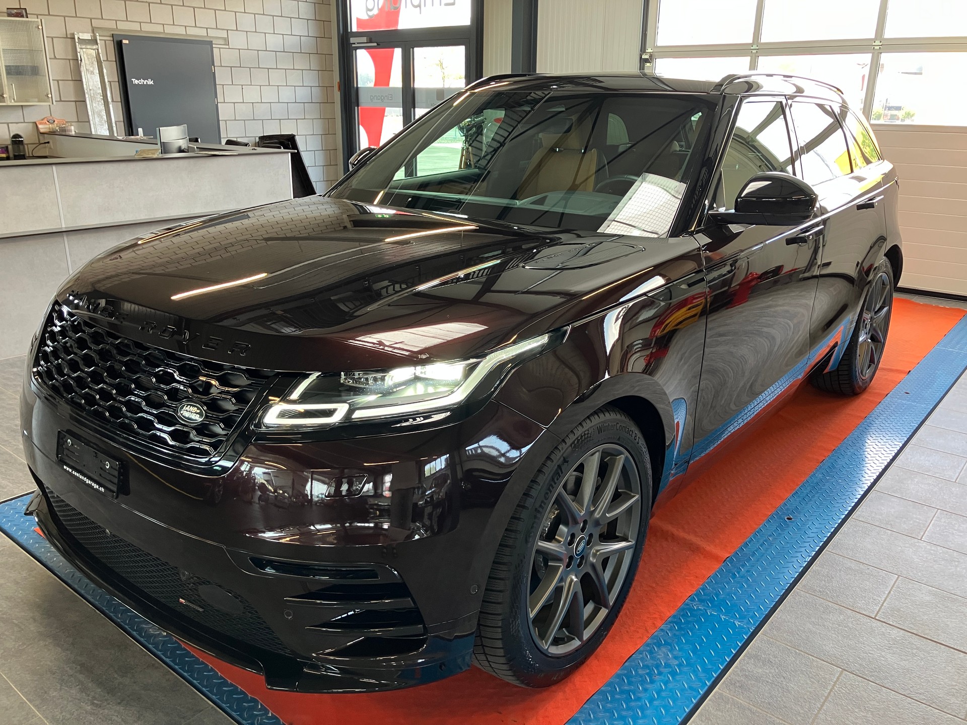 LAND ROVER Range Rover Velar R-Dynamic P 400 HSE Automatic-image-7