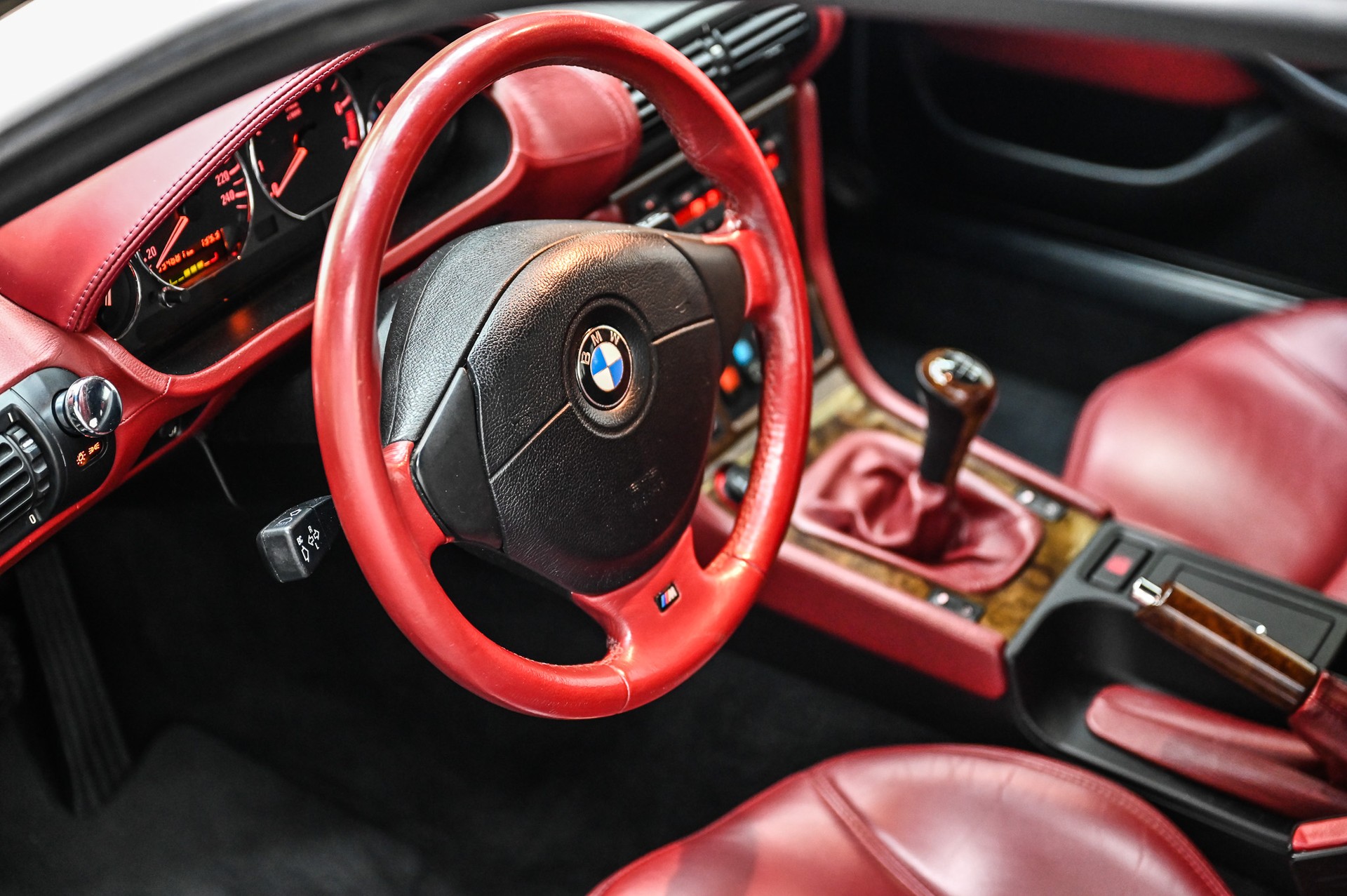 BMW Z3 Coupé 2.8-image-17