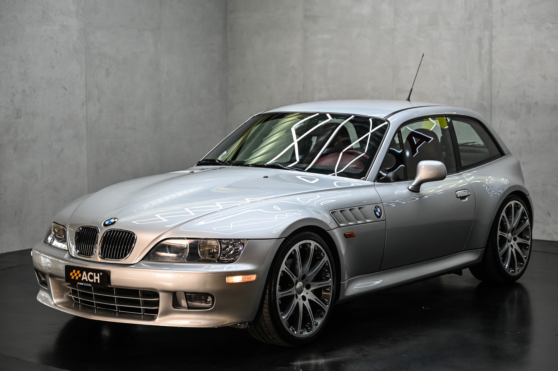 BMW Z3 Coupé 2.8-image-2