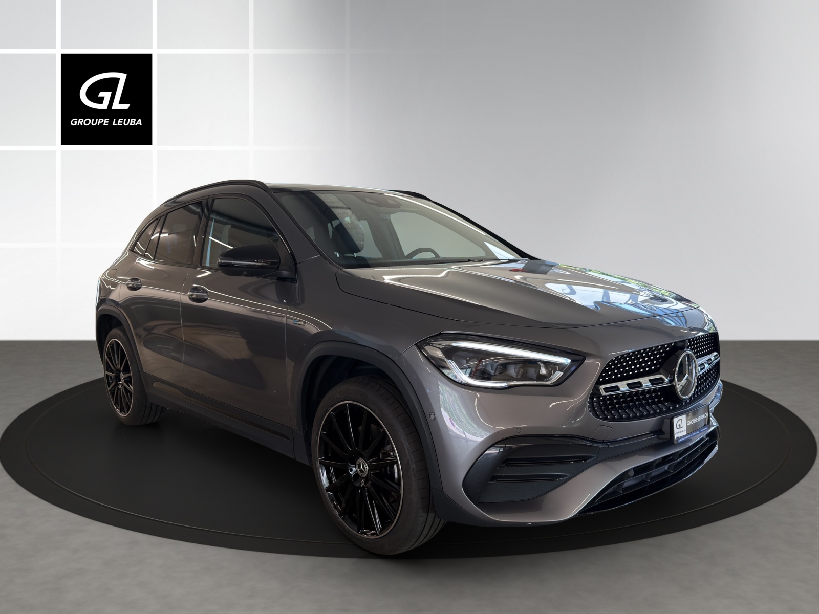 Photo MERCEDES-BENZ GLA-250 GLA 250e AMG Line 8G-DCT