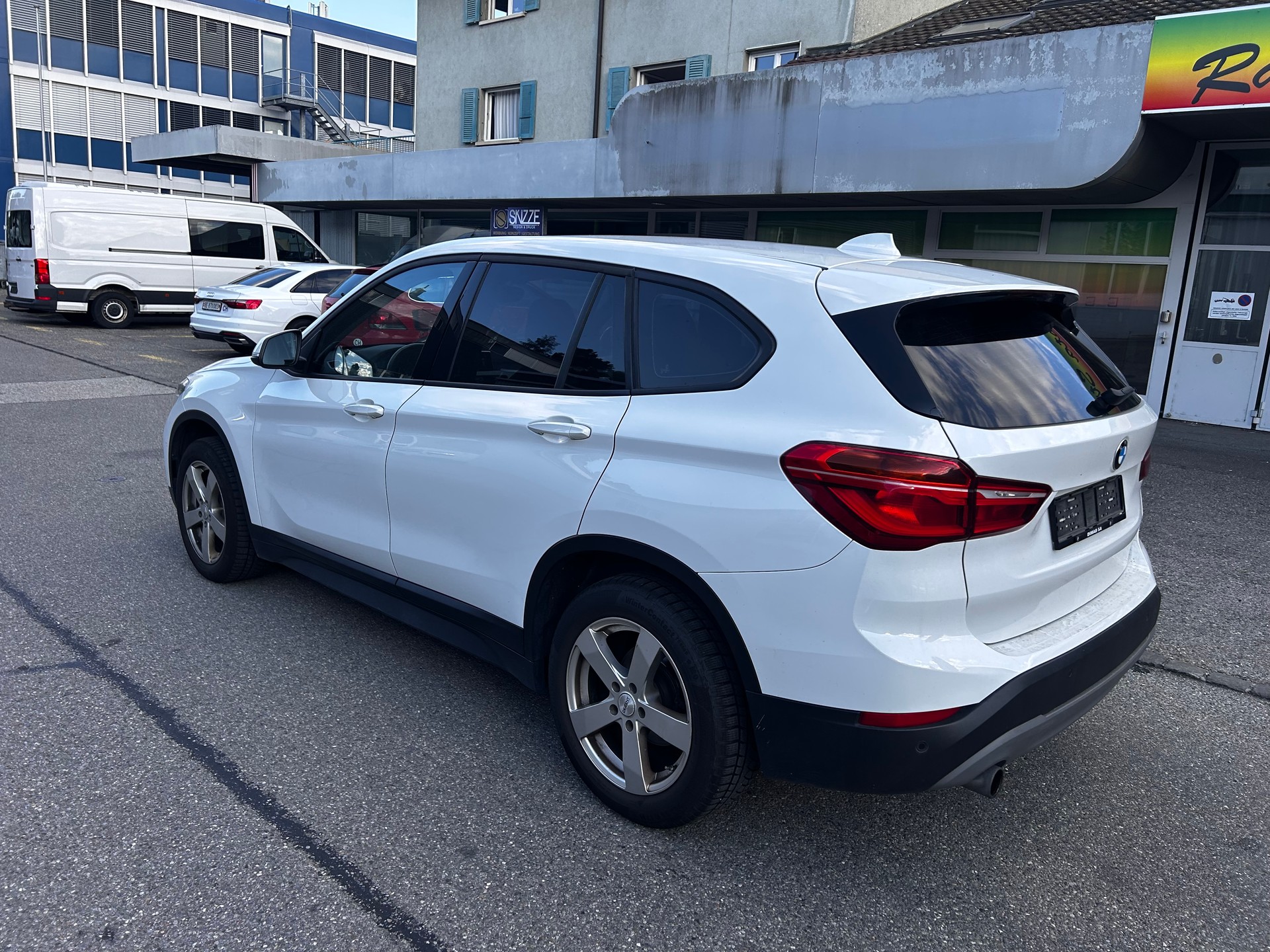 BMW X1 xDrive 18d xLine Steptronic-image-6