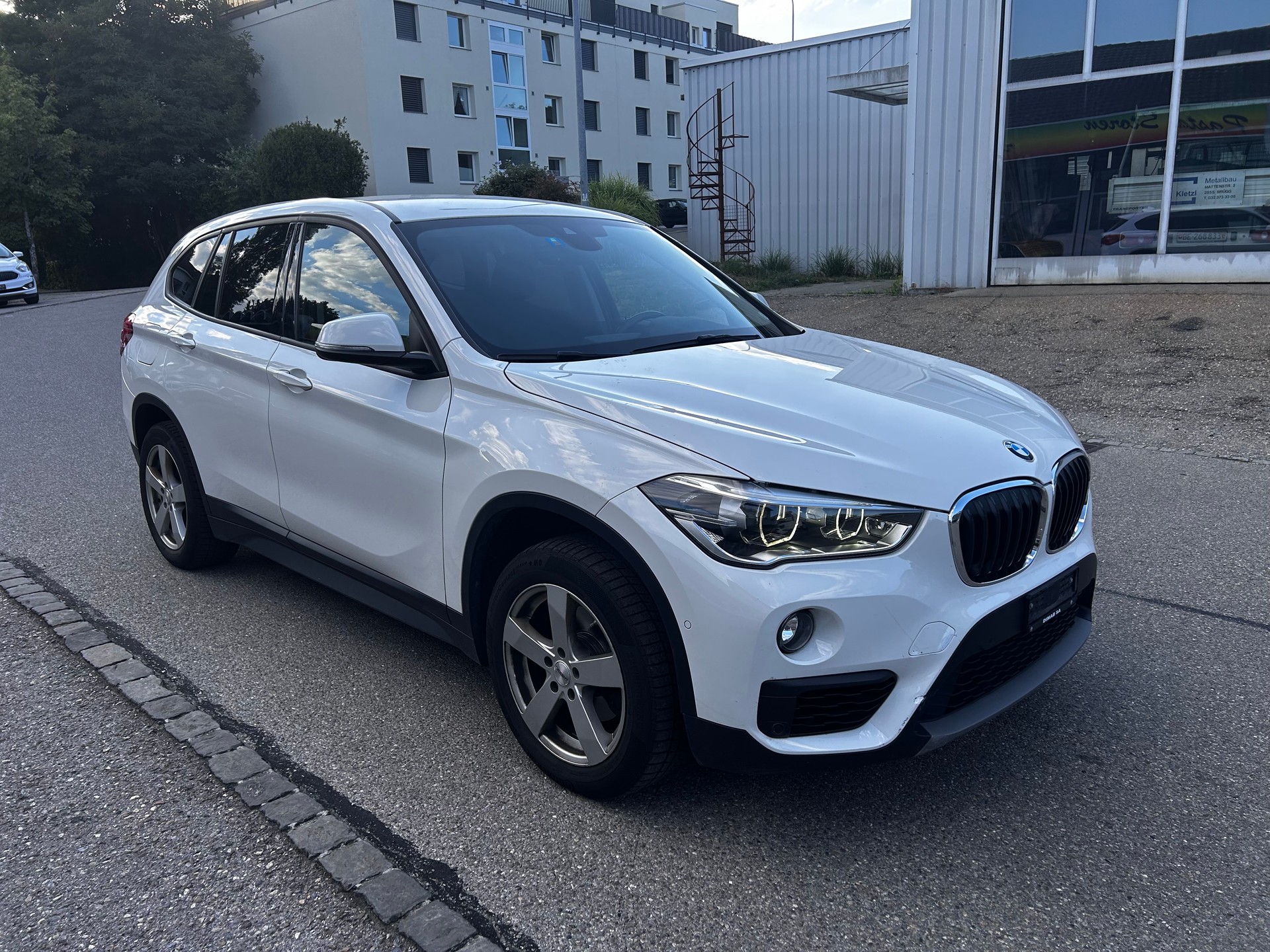BMW X1 xDrive 18d xLine Steptronic-image-2