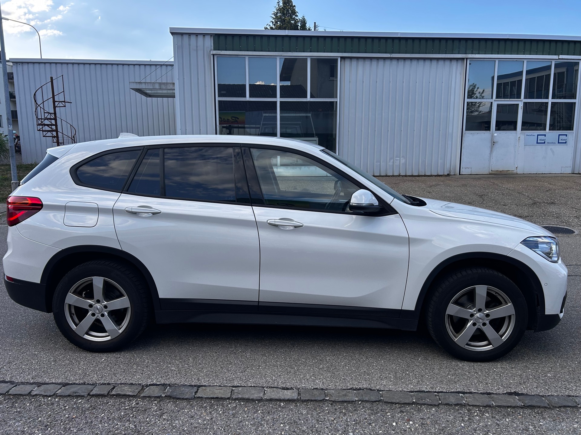BMW X1 xDrive 18d xLine Steptronic-image-3