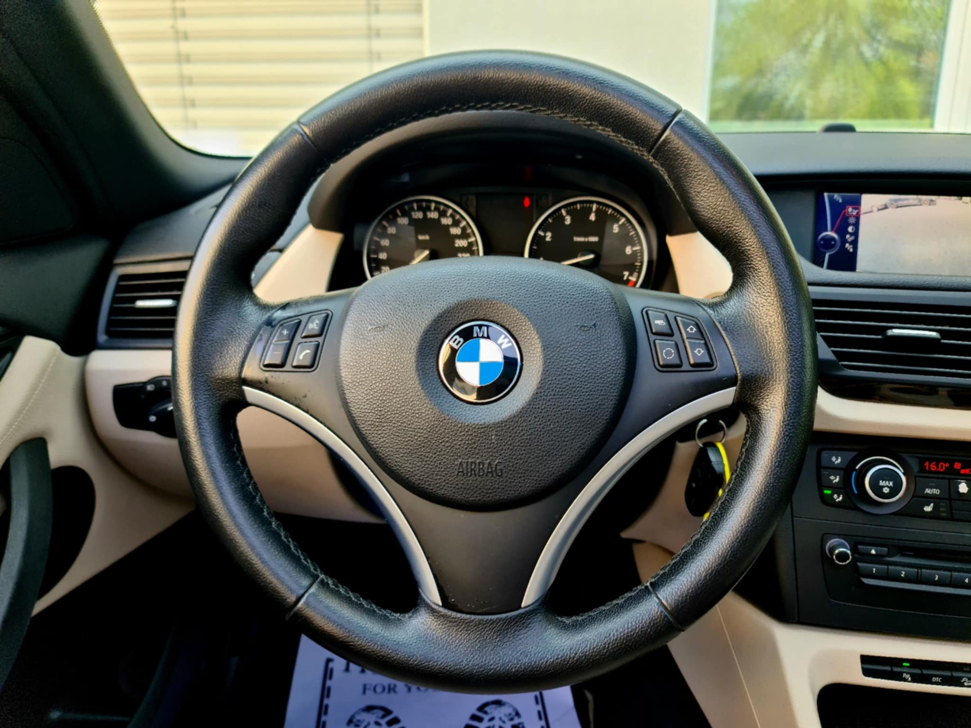 BMW X1 xDrive 25i Steptronic-image-17