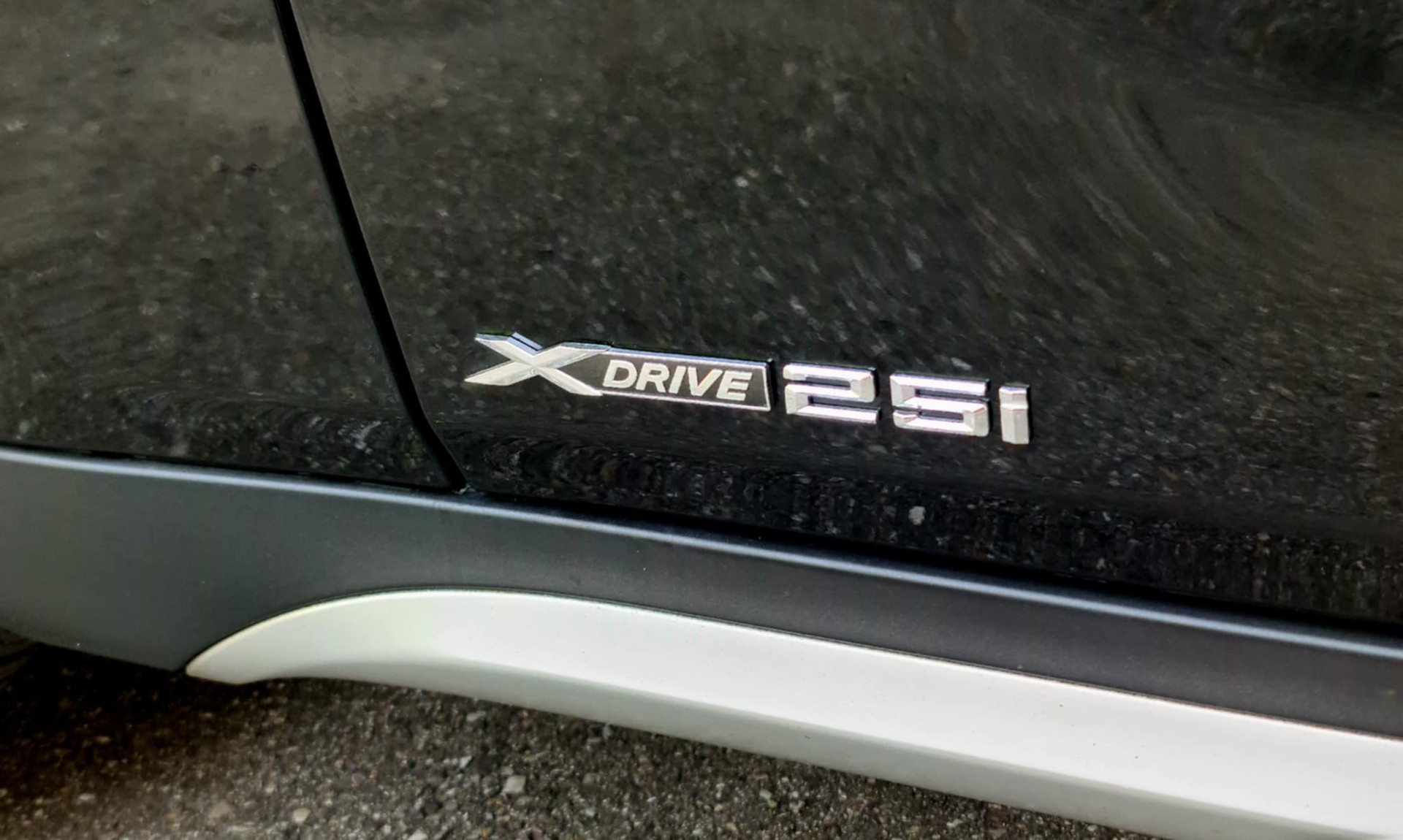 BMW X1 xDrive 25i Steptronic-image-7