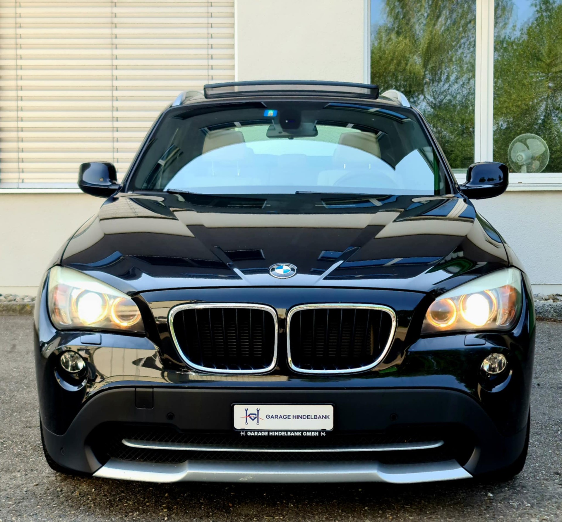 BMW X1 xDrive 25i Steptronic-image-3