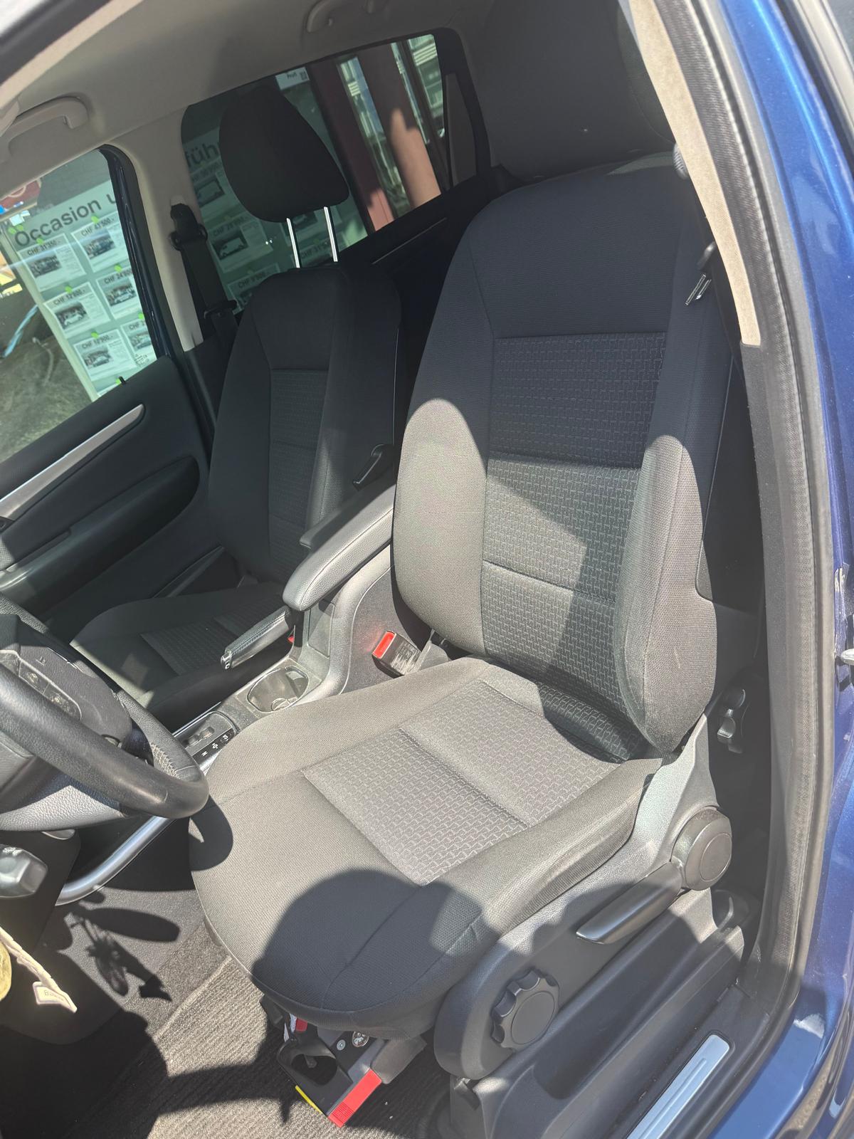 MERCEDES-BENZ B 200 CDI-image-8
