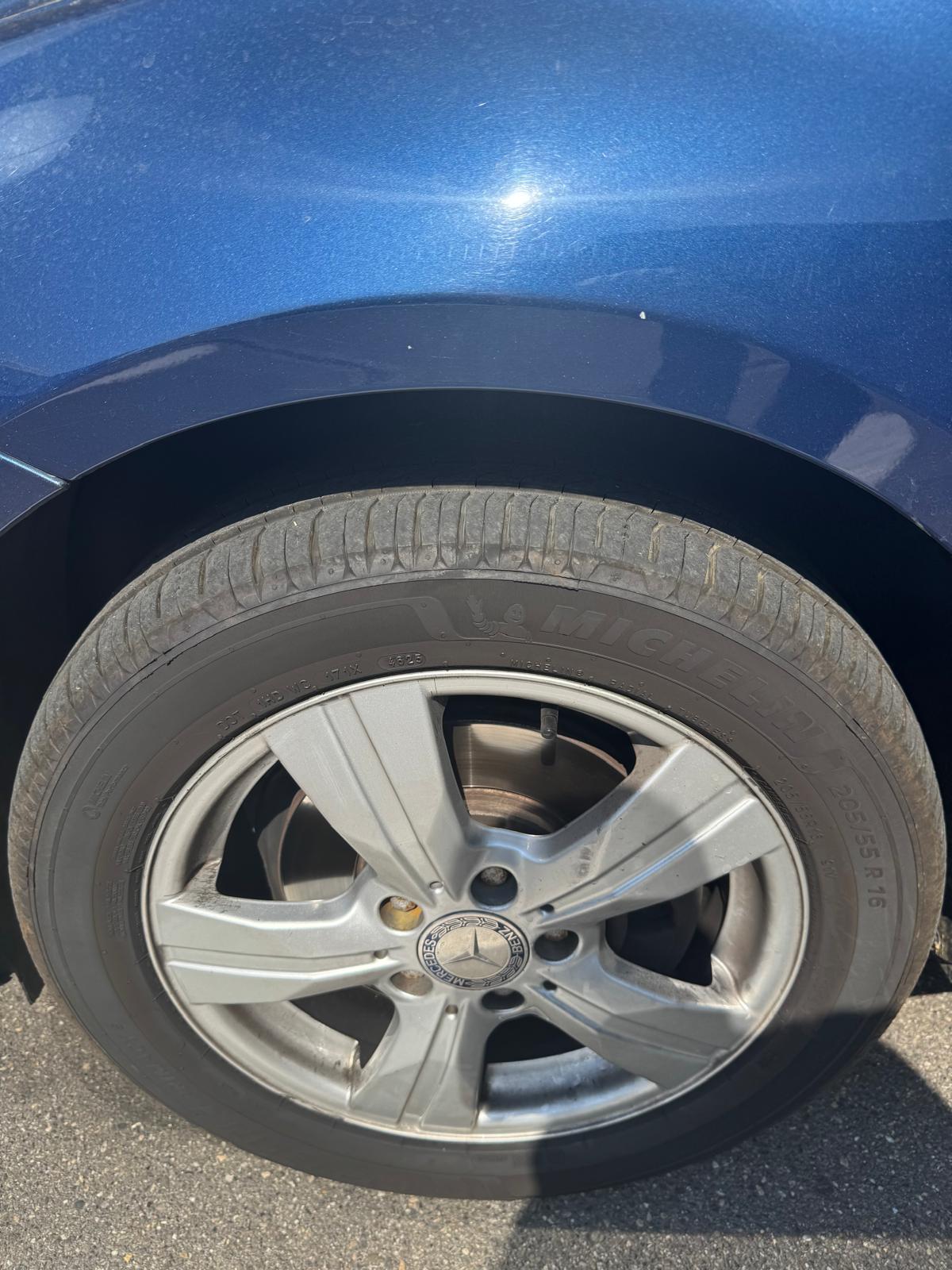 MERCEDES-BENZ B 200 CDI-image-15