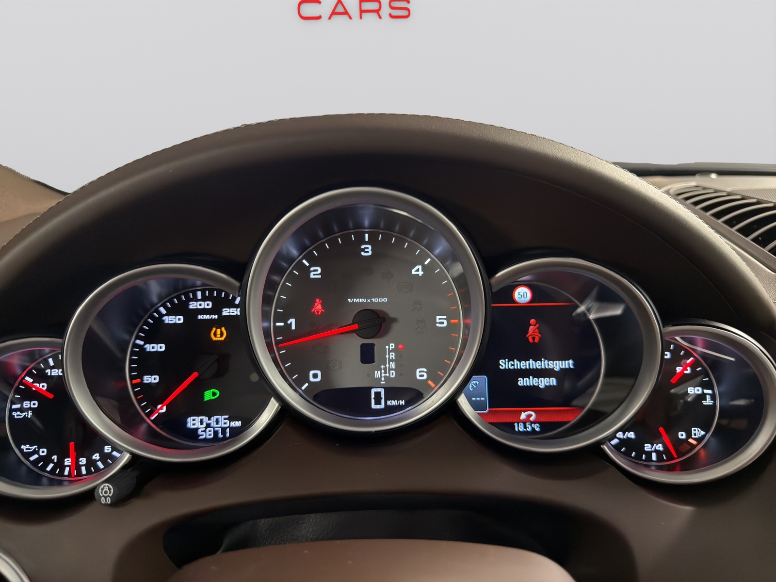 PORSCHE Cayenne S Diesel-image-23