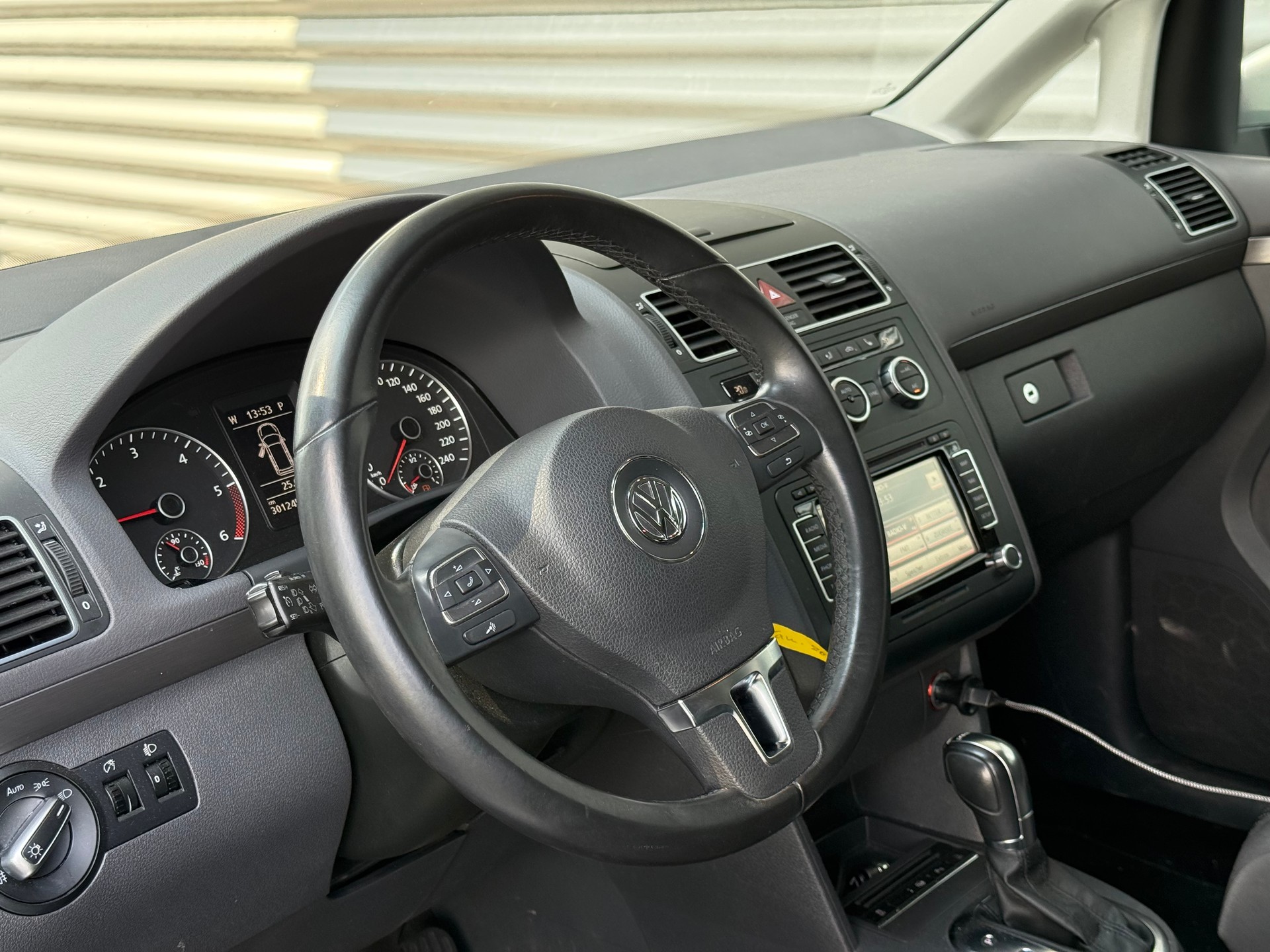 VW Touran 2.0 TDI Comfortline DSG-image-10