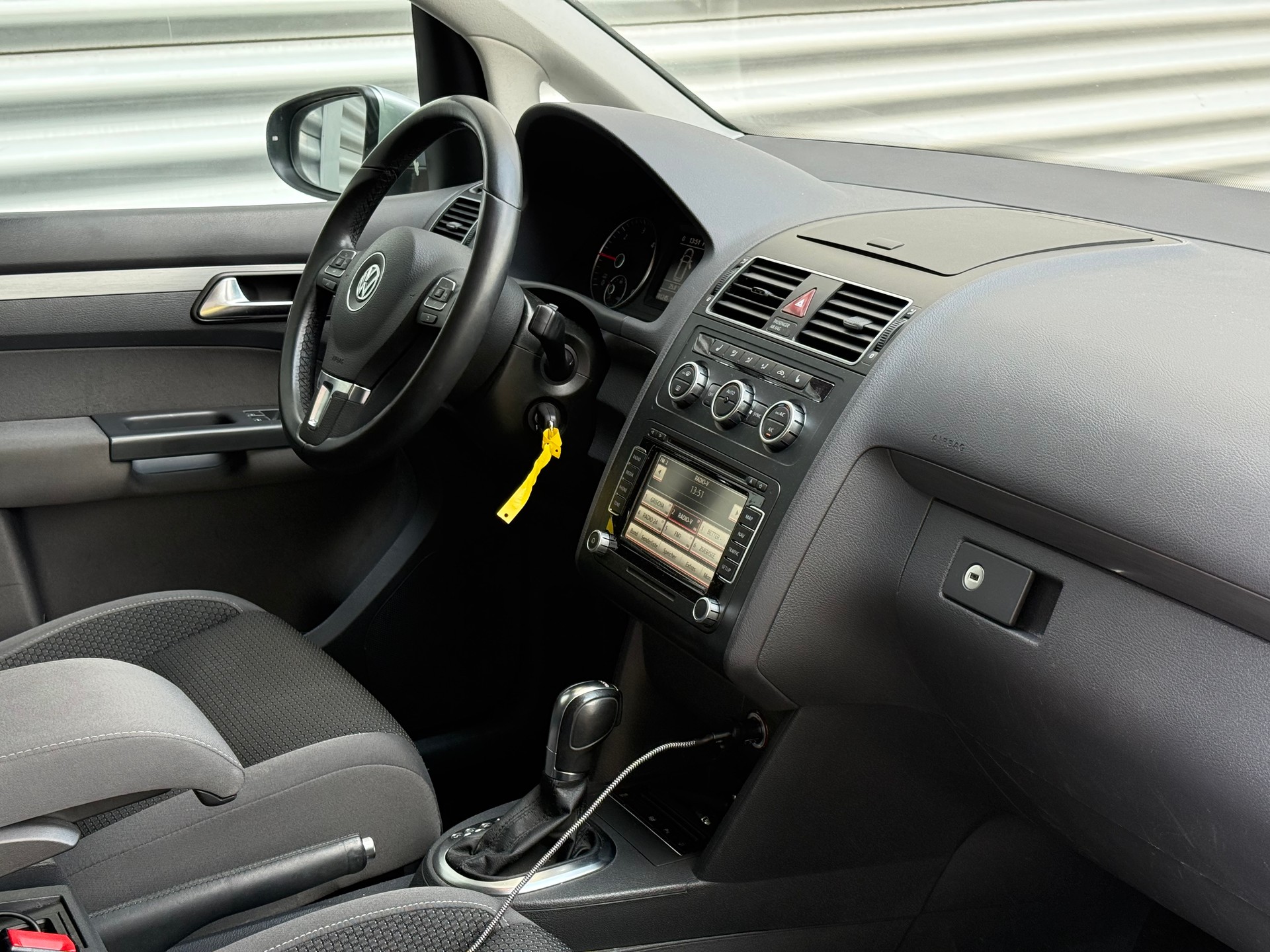 VW Touran 2.0 TDI Comfortline DSG-image-6