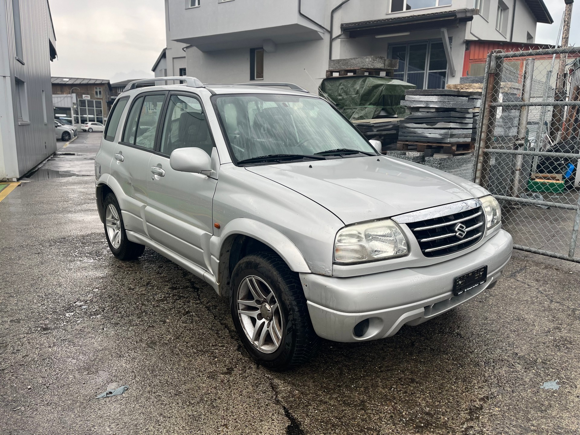 SUZUKI Grand Vitara 2.0 16V Top-image-1