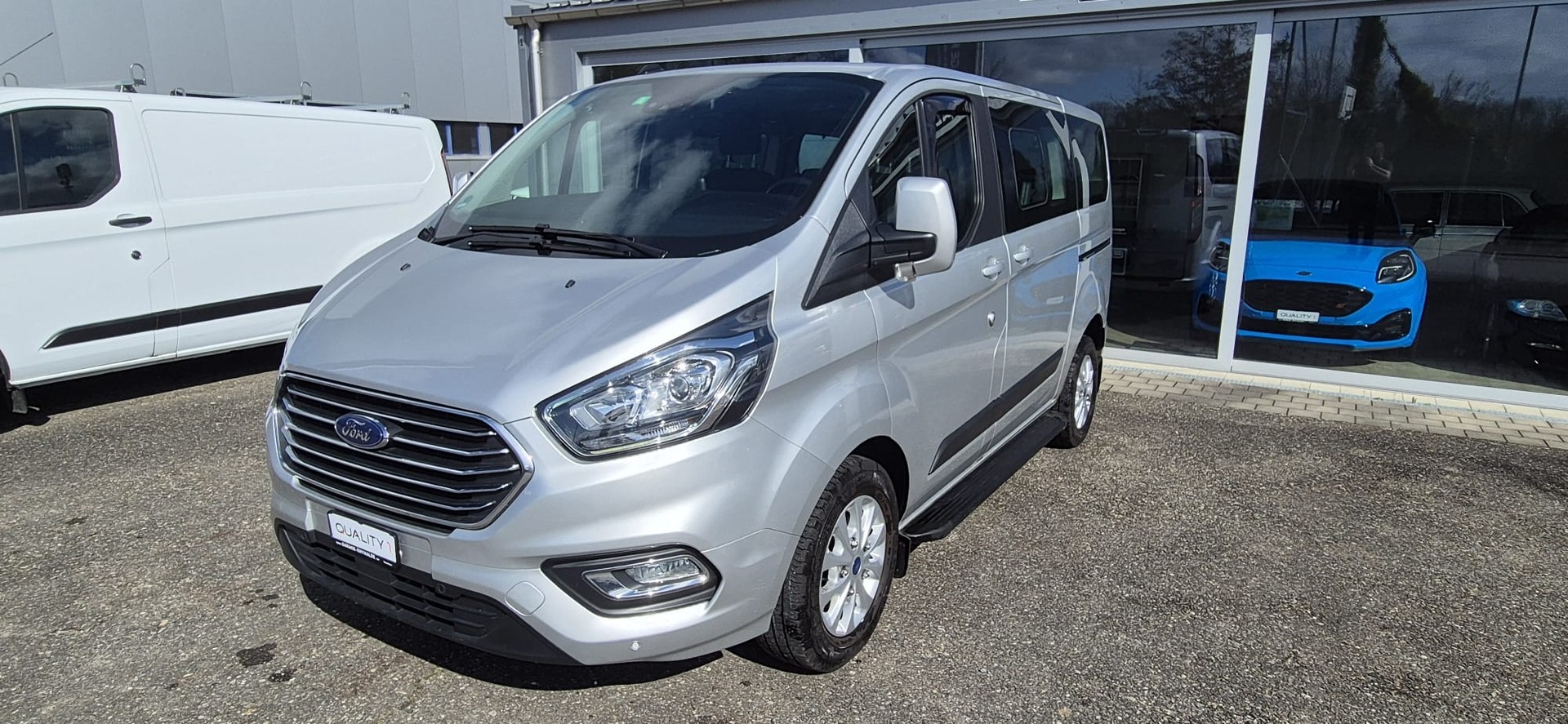 FORD TOURNEO CUSTOM 2.0 TDCi MHD 130 Titanium-image-0