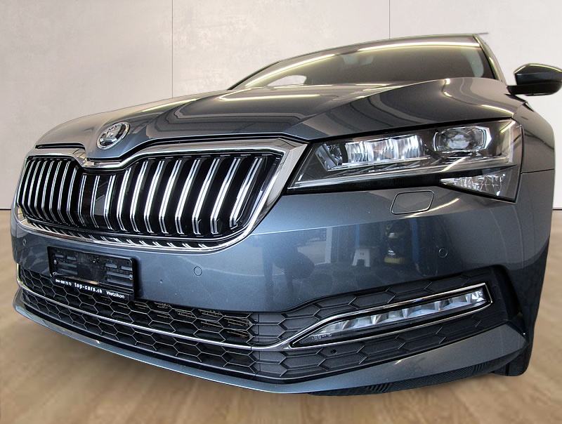 SKODA Superb Combi 2.0 TDi Style 4x4 DSG-image-11