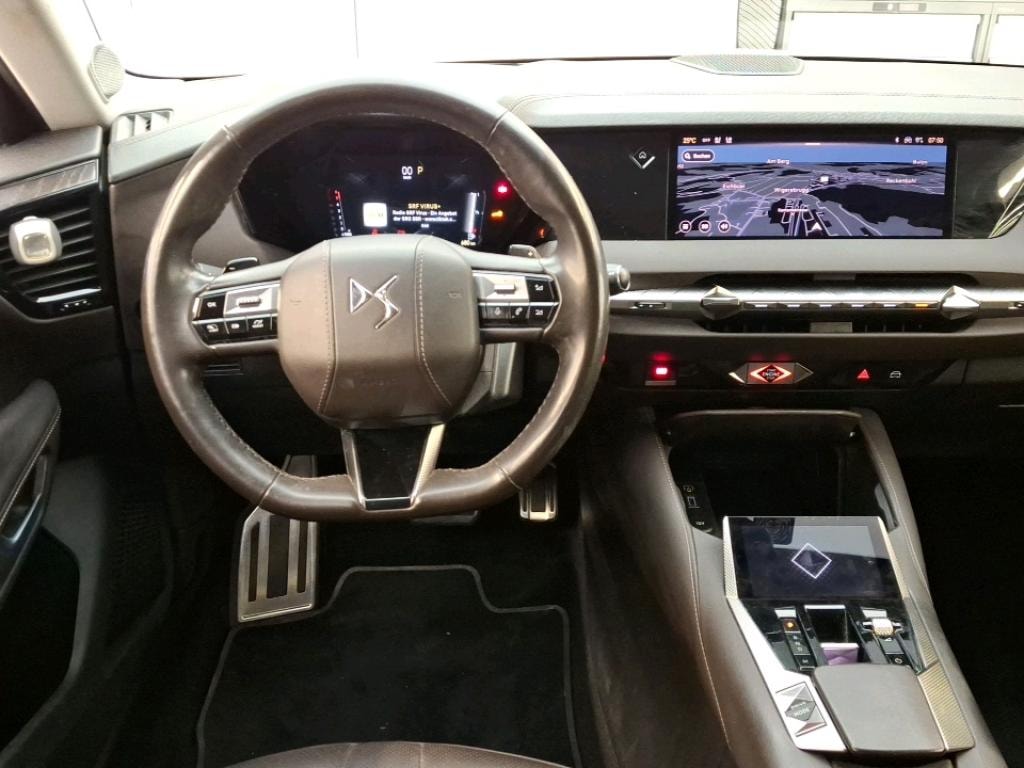 DS AUTOMOBILES DS4 1.5 BlueHDi Opera EAT8 ** CH Fahrzeug ** 1. Hand ** Ab MFK & Service **-image-3