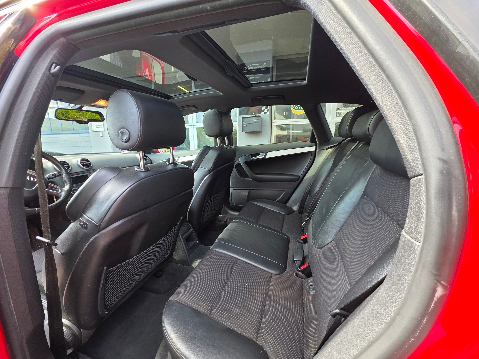 AUDI A3 Sportback 2.0 TDI Ambiente-image-7