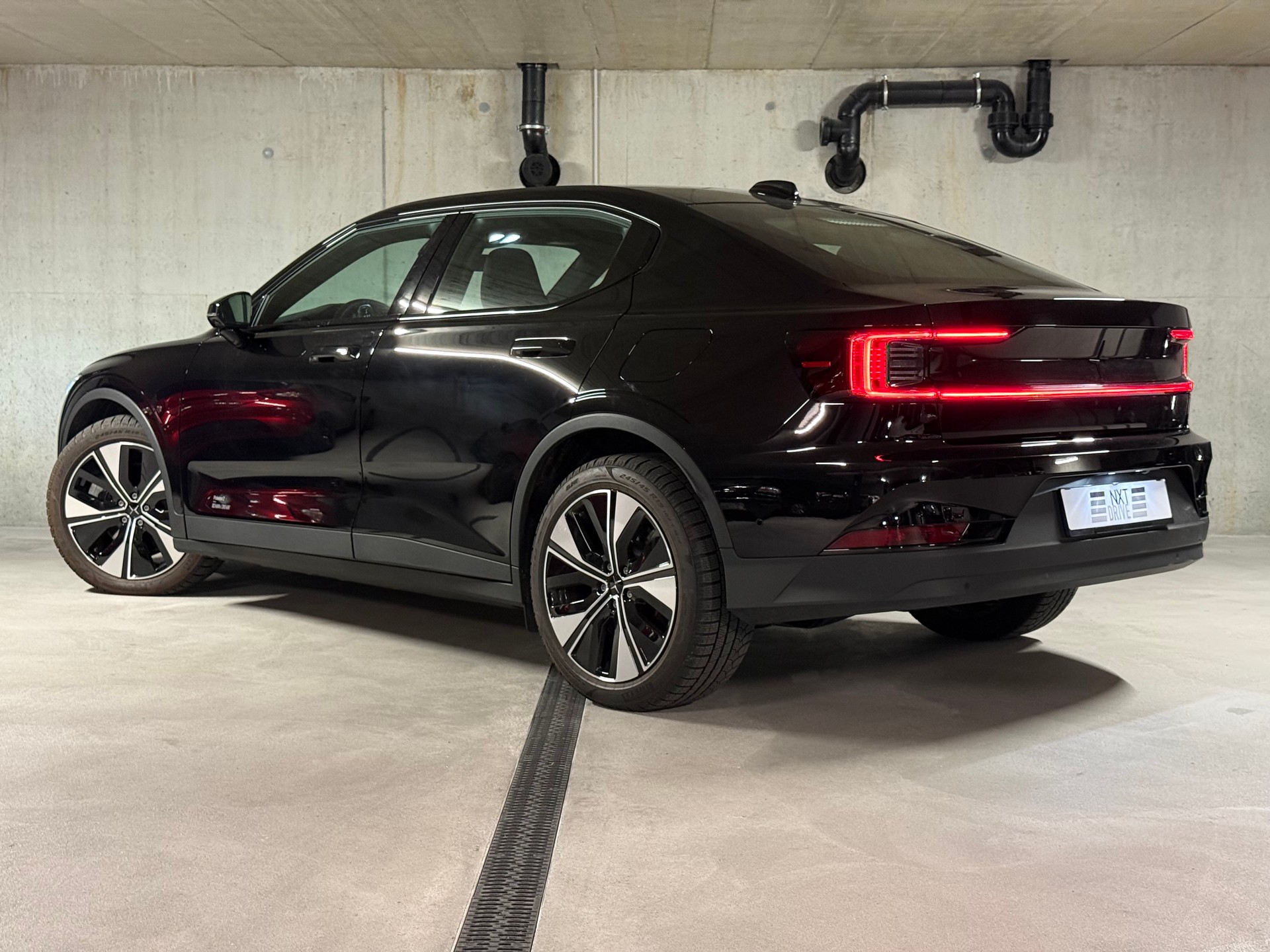 POLESTAR Polestar 2 Long Range Dual Plus Pack 82 kWh-image-4