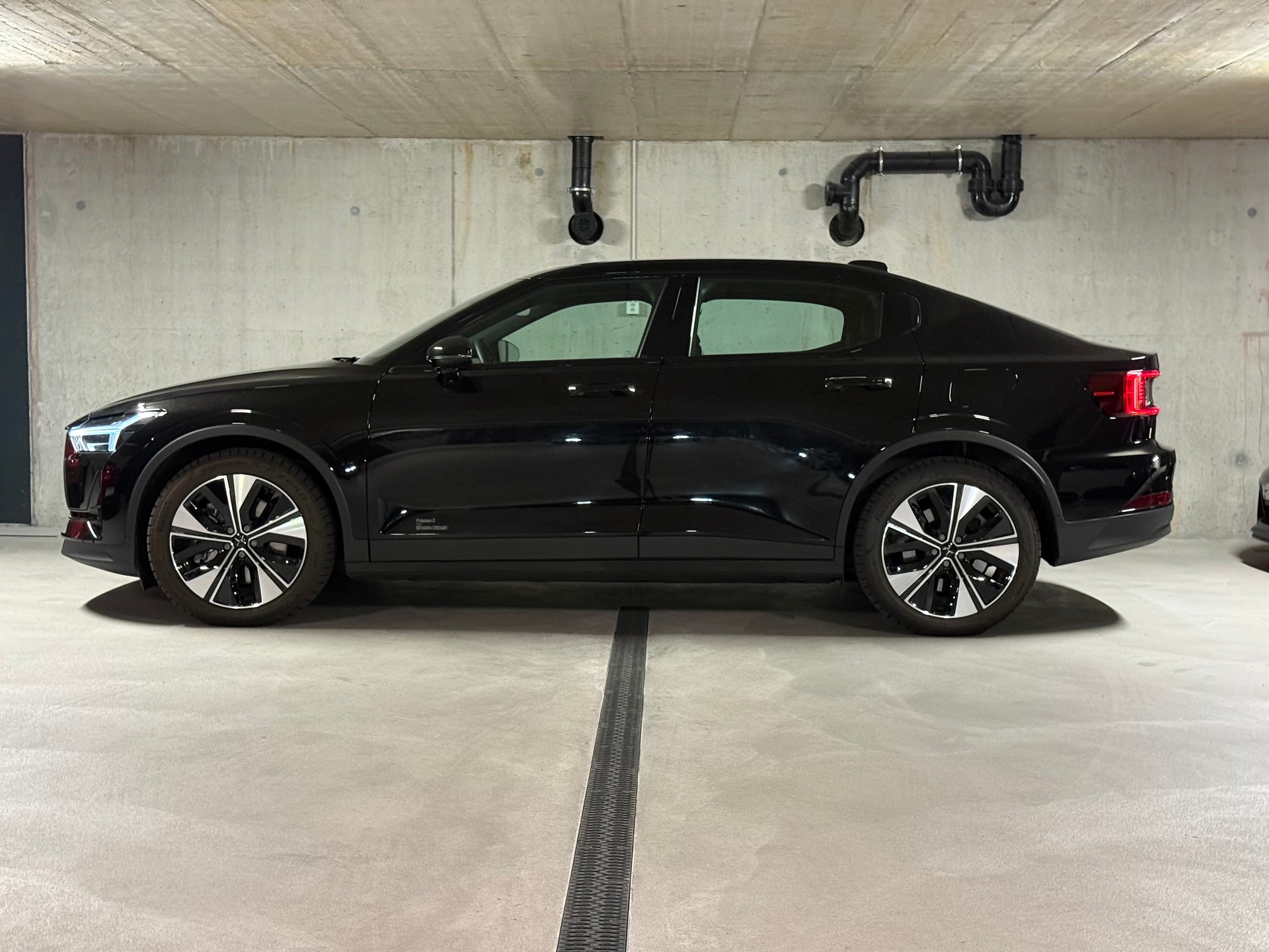 POLESTAR Polestar 2 Long Range Dual Plus Pack 82 kWh-image-3