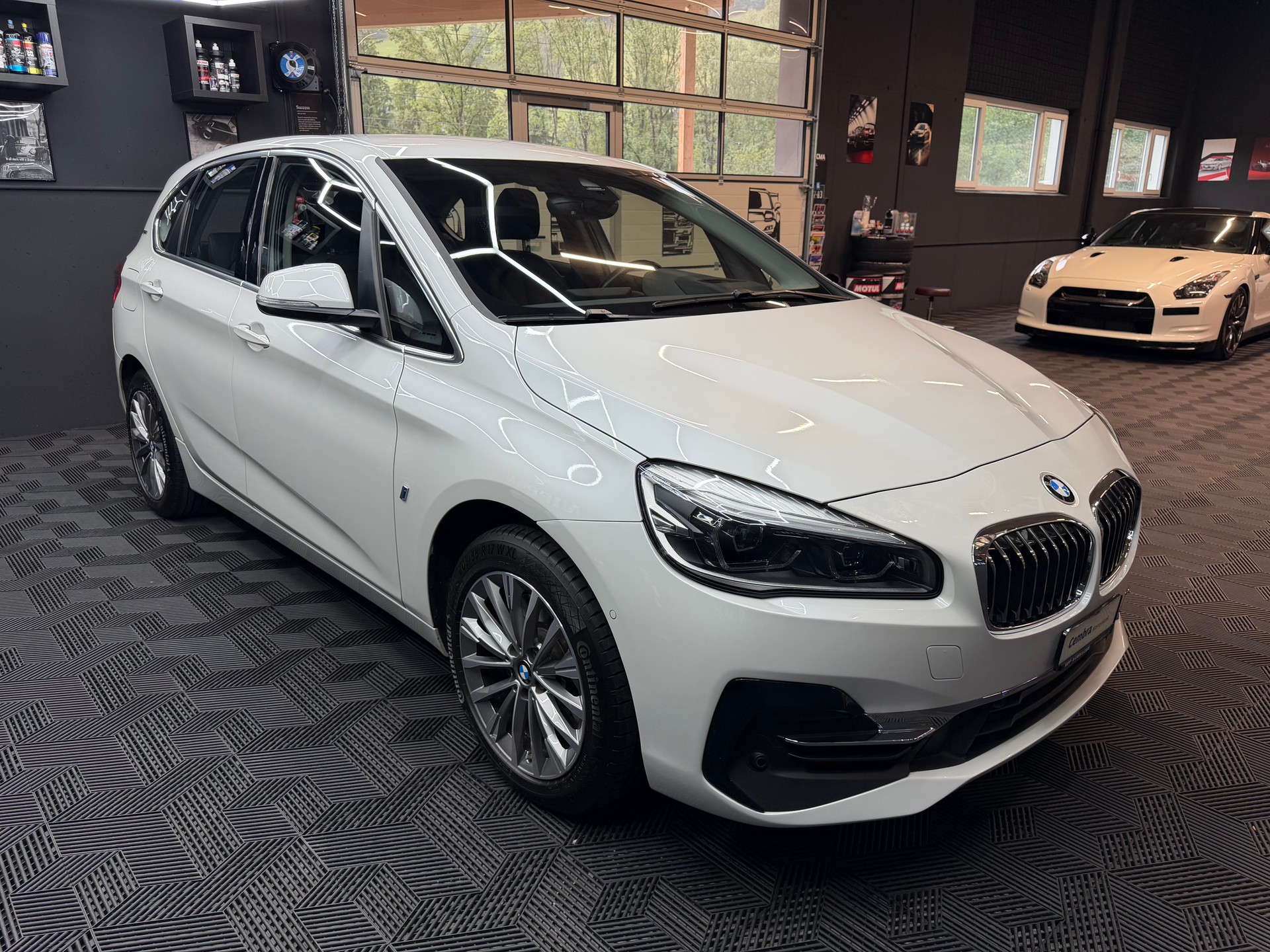 BMW 225xe iPerformance Active Tourer Steptronic-showroom-element-2