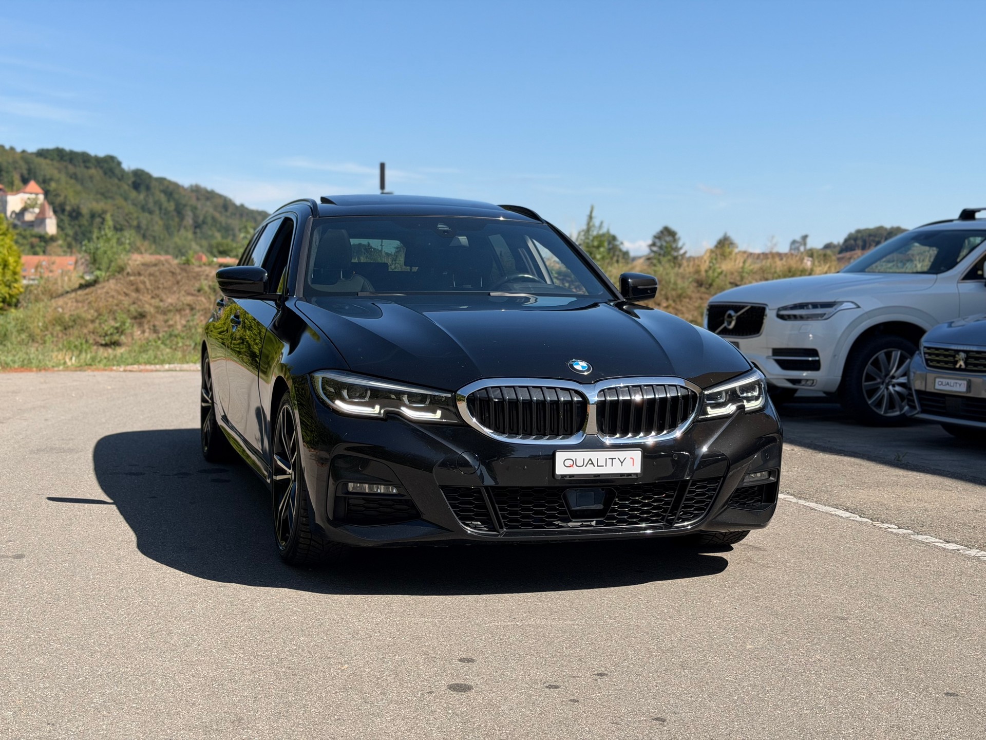 BMW 330i Touring xDrive Pure M Sport Steptronic-image-2