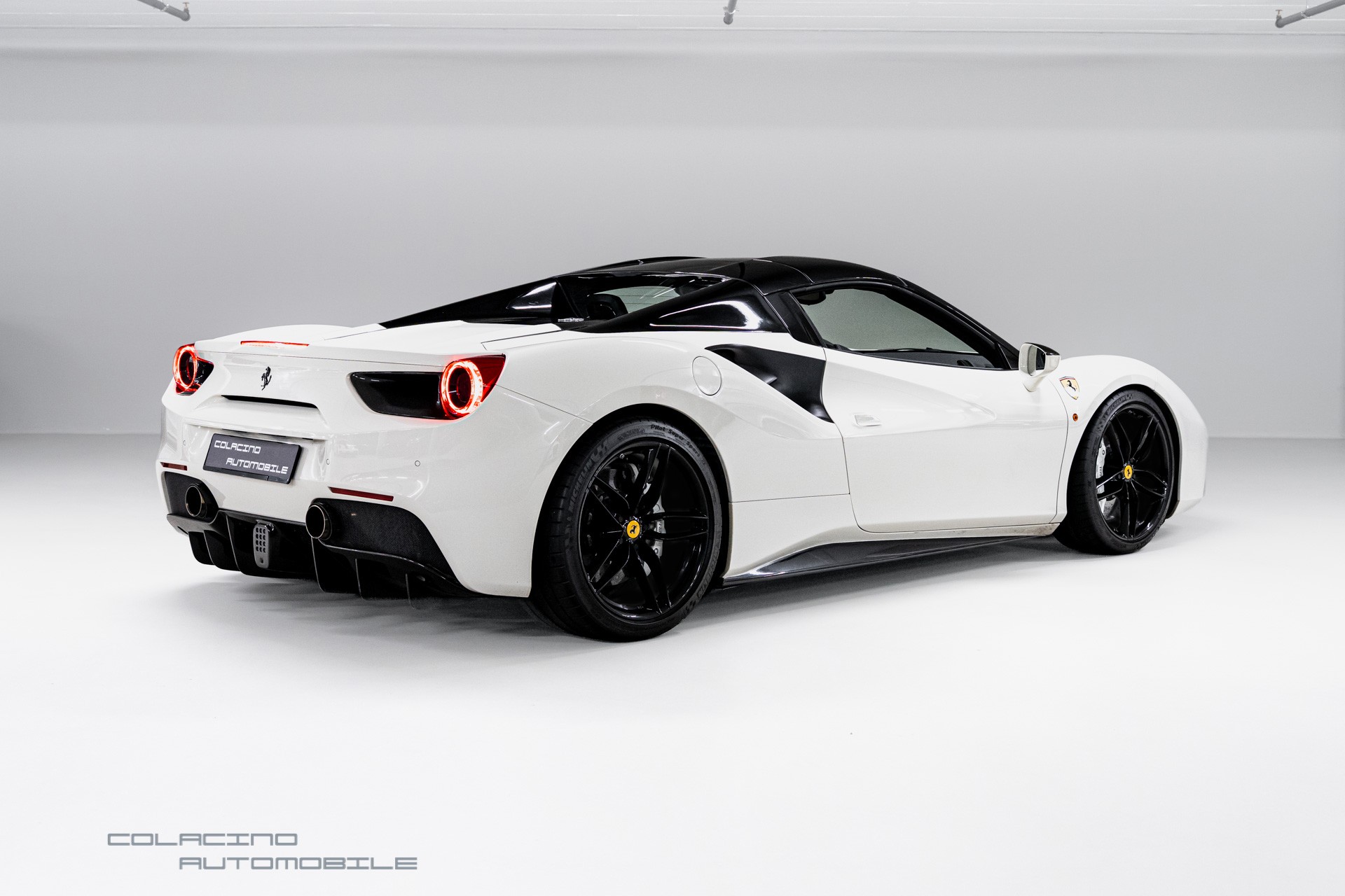 FERRARI 488 Spider 3.9 V8-image-3