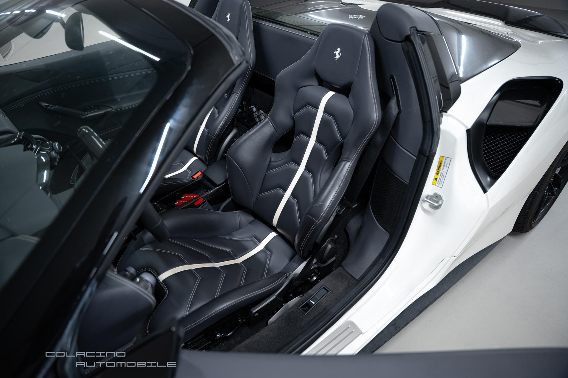 FERRARI 488 Spider 3.9 V8-image-13