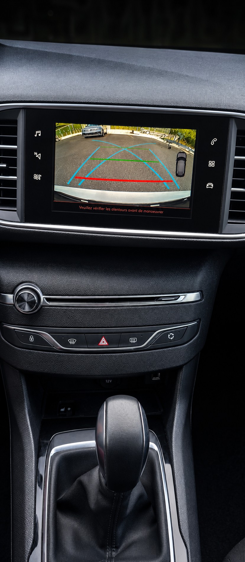 PEUGEOT 308 SW 1.6 BlueHDI Active Automatic-image-13