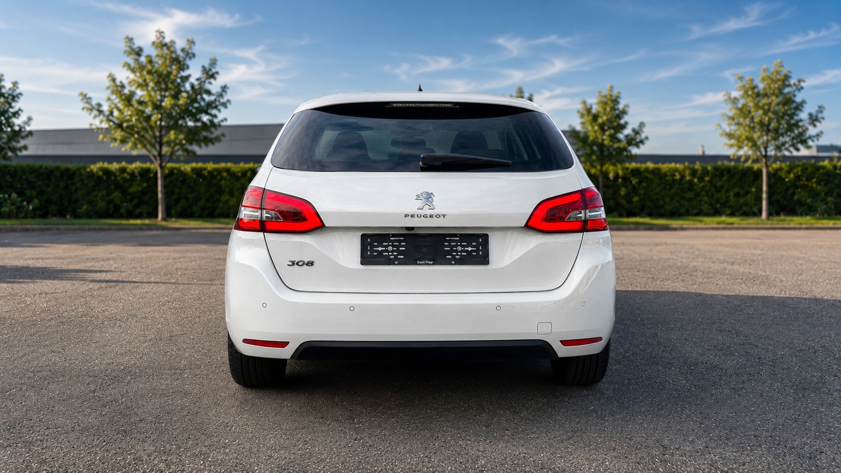 PEUGEOT 308 SW 1.6 BlueHDI Active Automatic-image-10