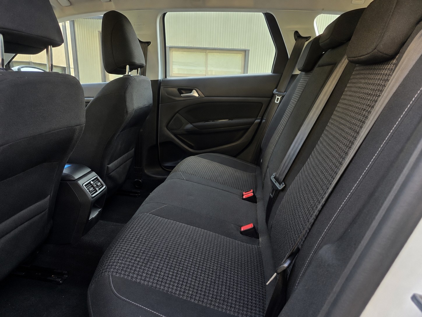 PEUGEOT 308 SW 1.6 BlueHDI Active Automatic-image-12