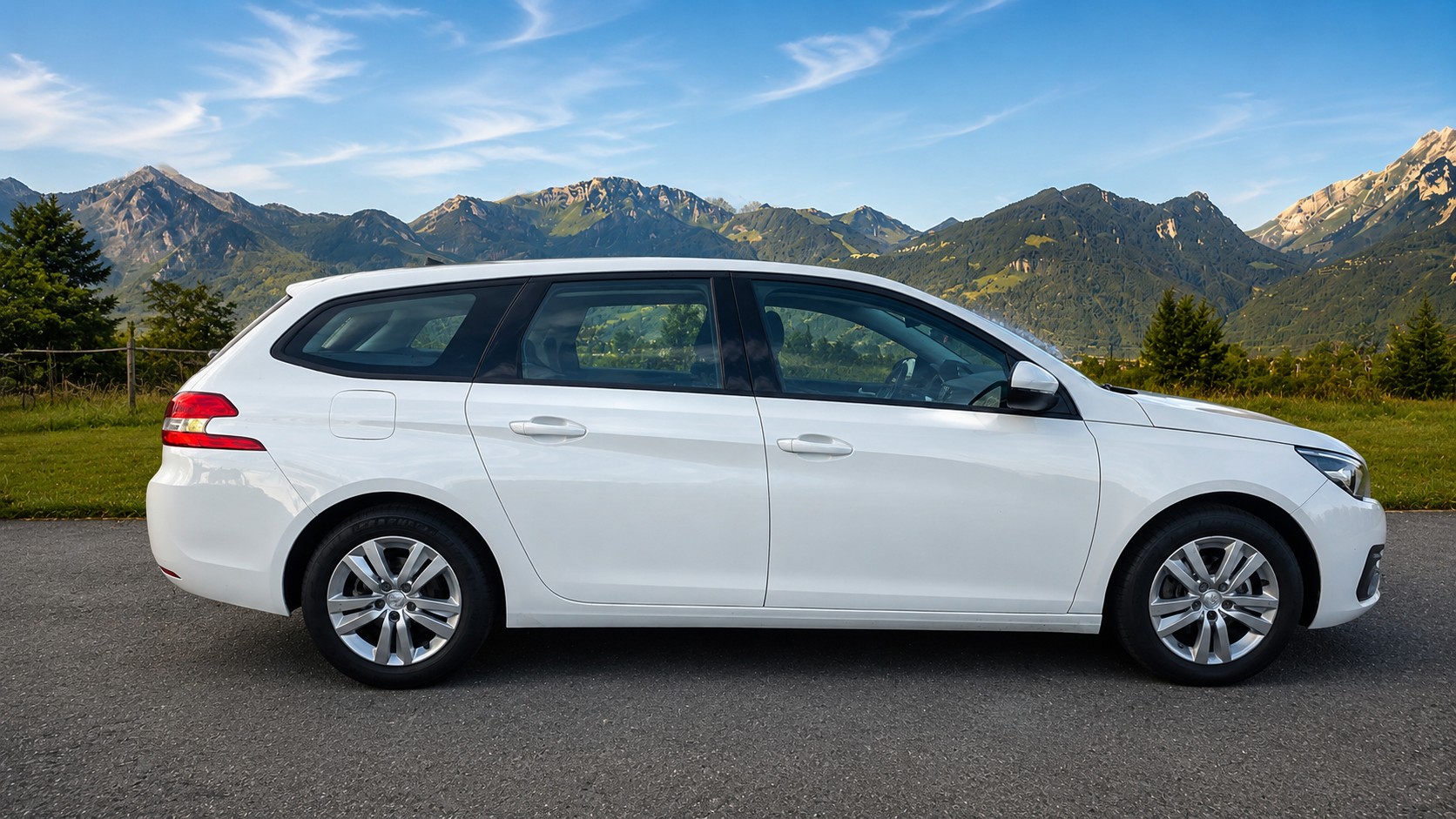 PEUGEOT 308 SW 1.6 BlueHDI Active Automatic-image-3