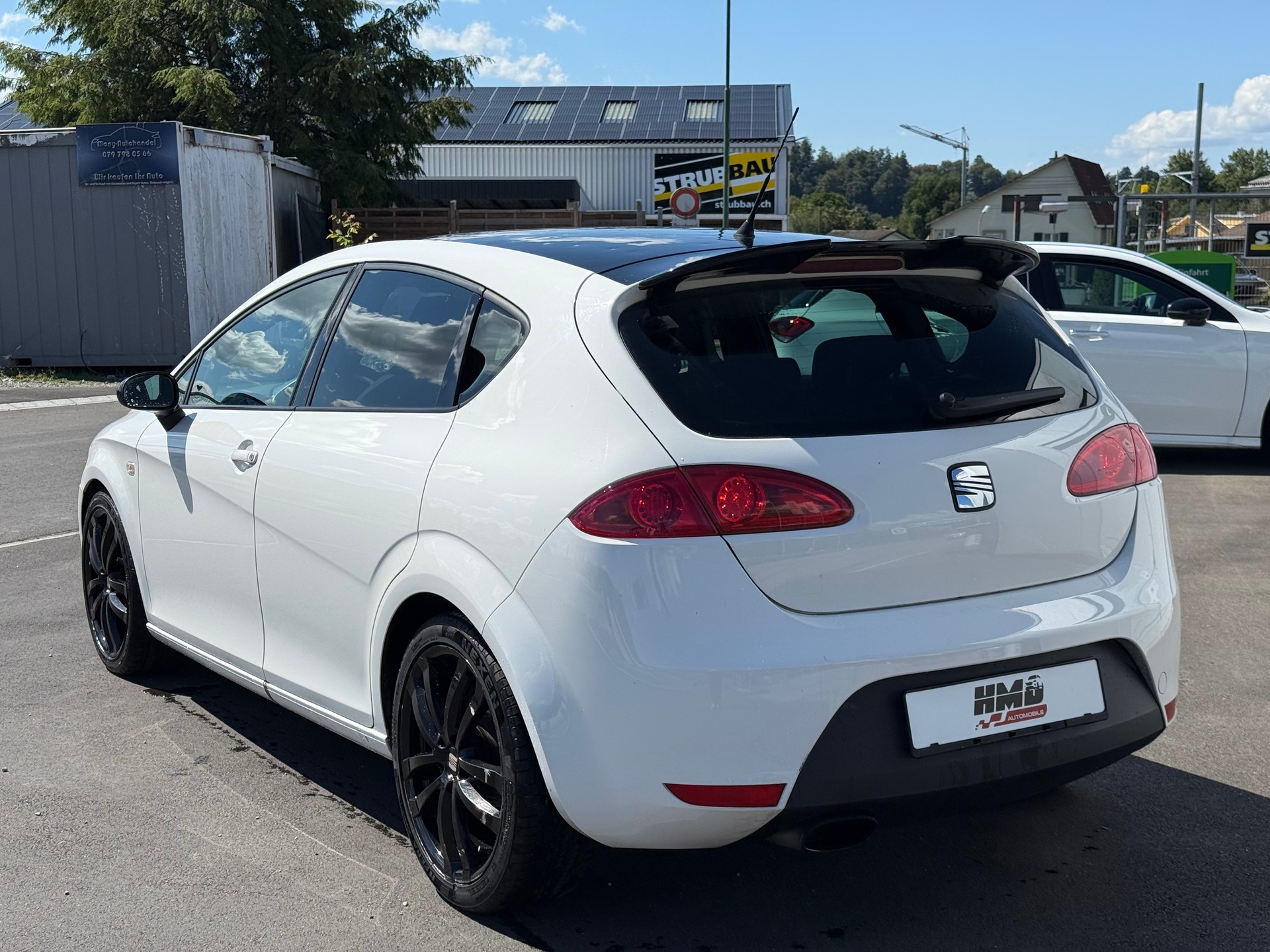 SEAT Leon 2.0 TSI Streetcopa-image-2