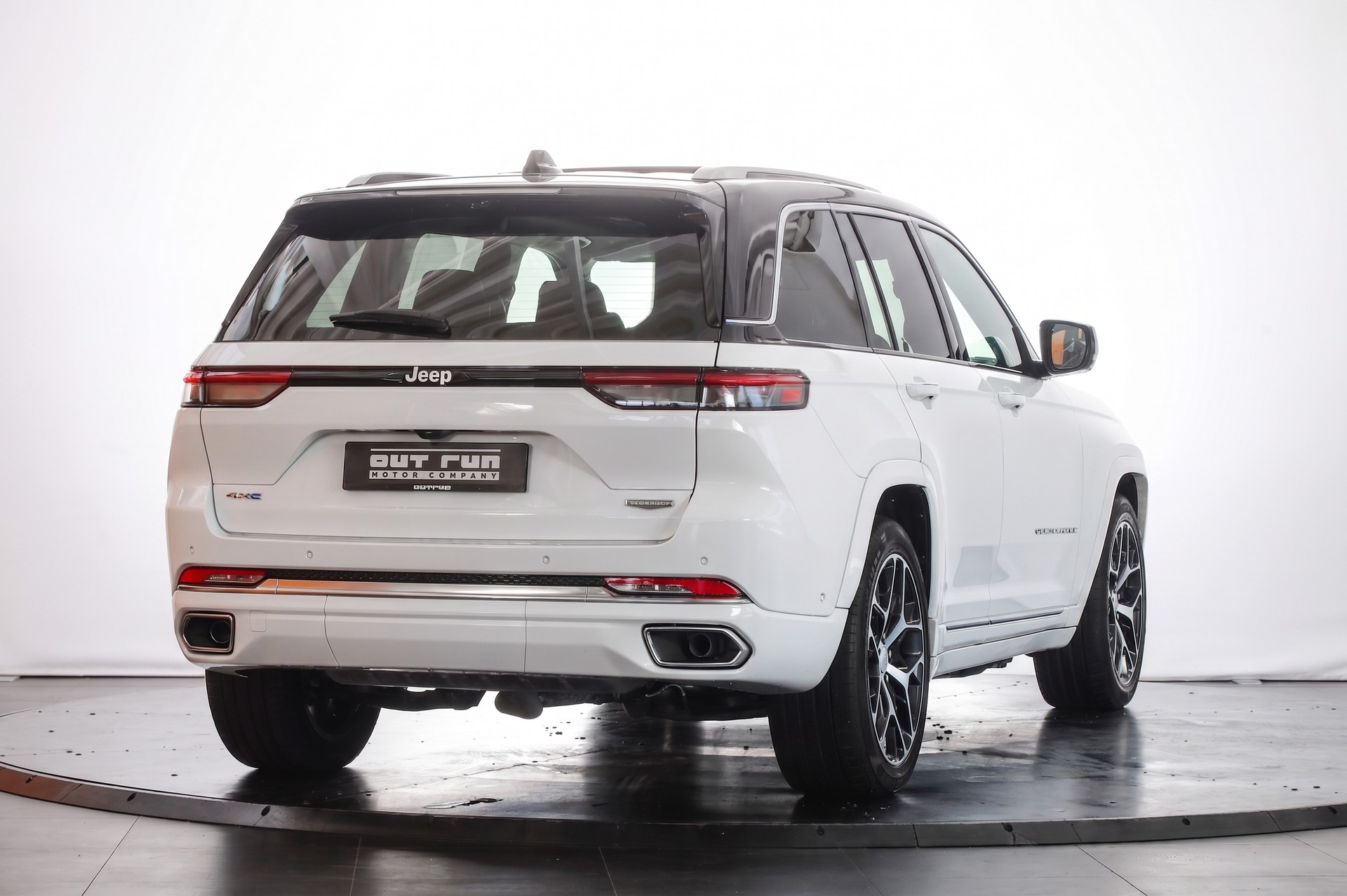JEEP Grand Cherokee 2.0 Plug-in-Hybrid Summit Reserve 4xe-image-4