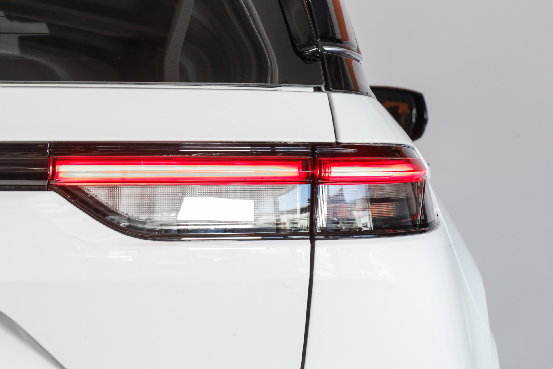 JEEP Grand Cherokee 2.0 Plug-in-Hybrid Summit Reserve 4xe-image-5