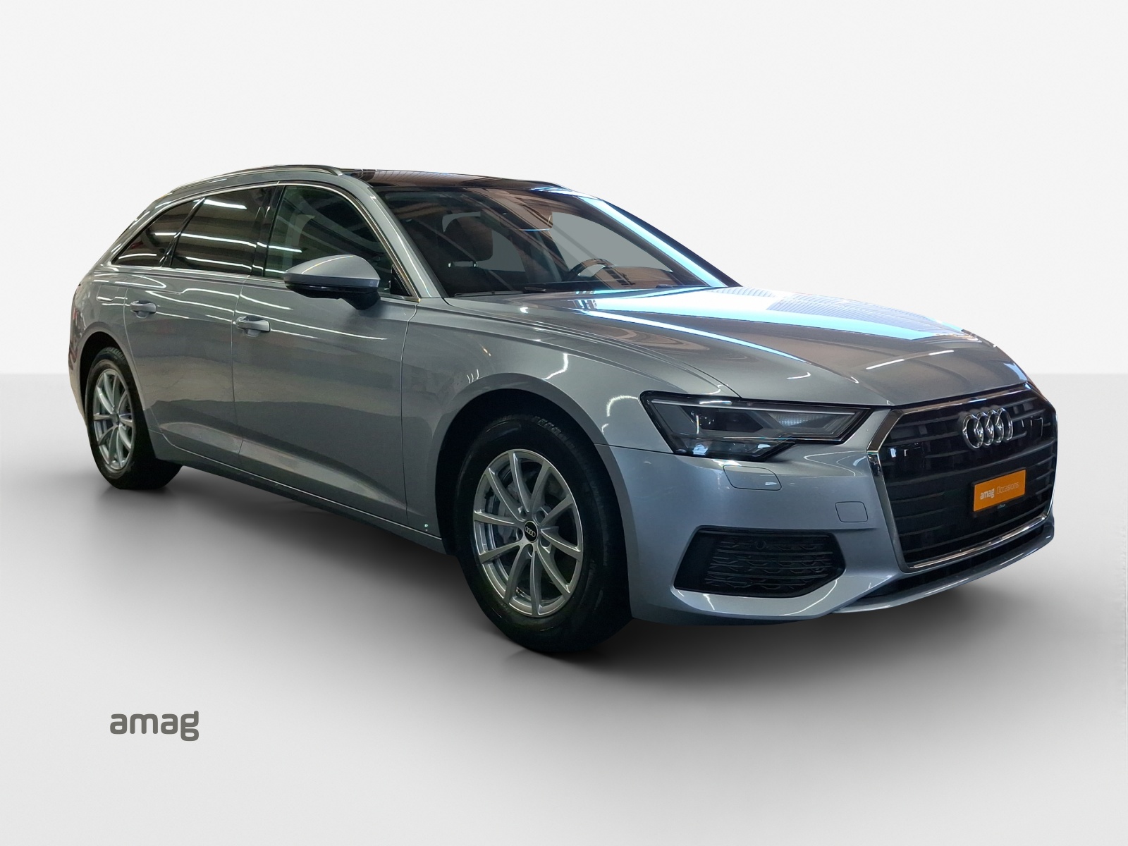 AUDI A6 Avant 40TDI Attraction S-tronic-image-5
