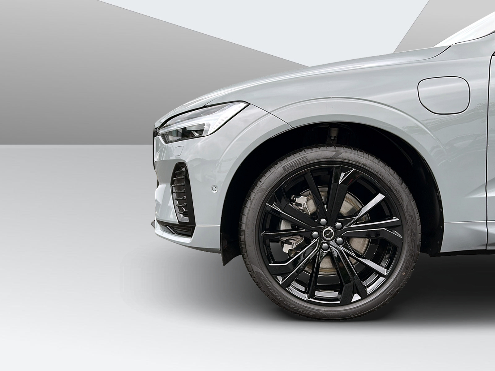 VOLVO XC60 2.0 T8 TE Black Edition eAWD-image-8