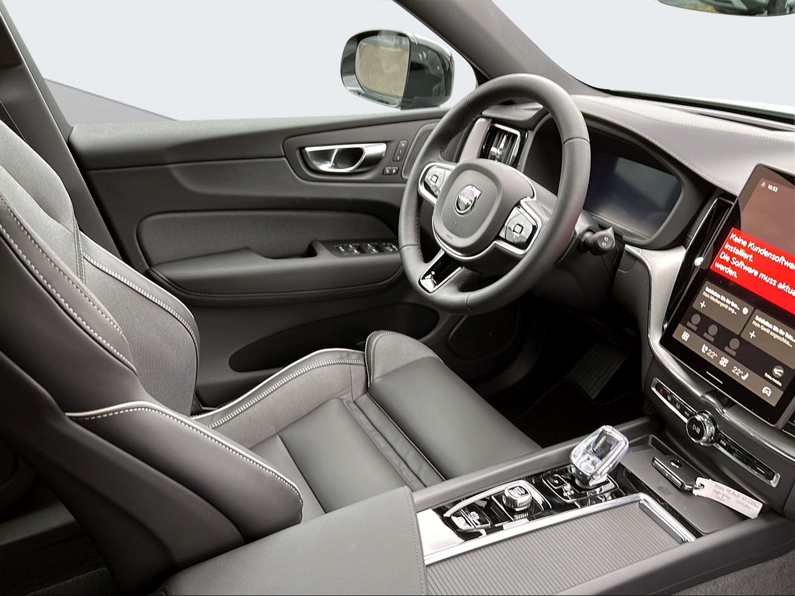 VOLVO XC60 2.0 T8 TE Black Edition eAWD-image-14