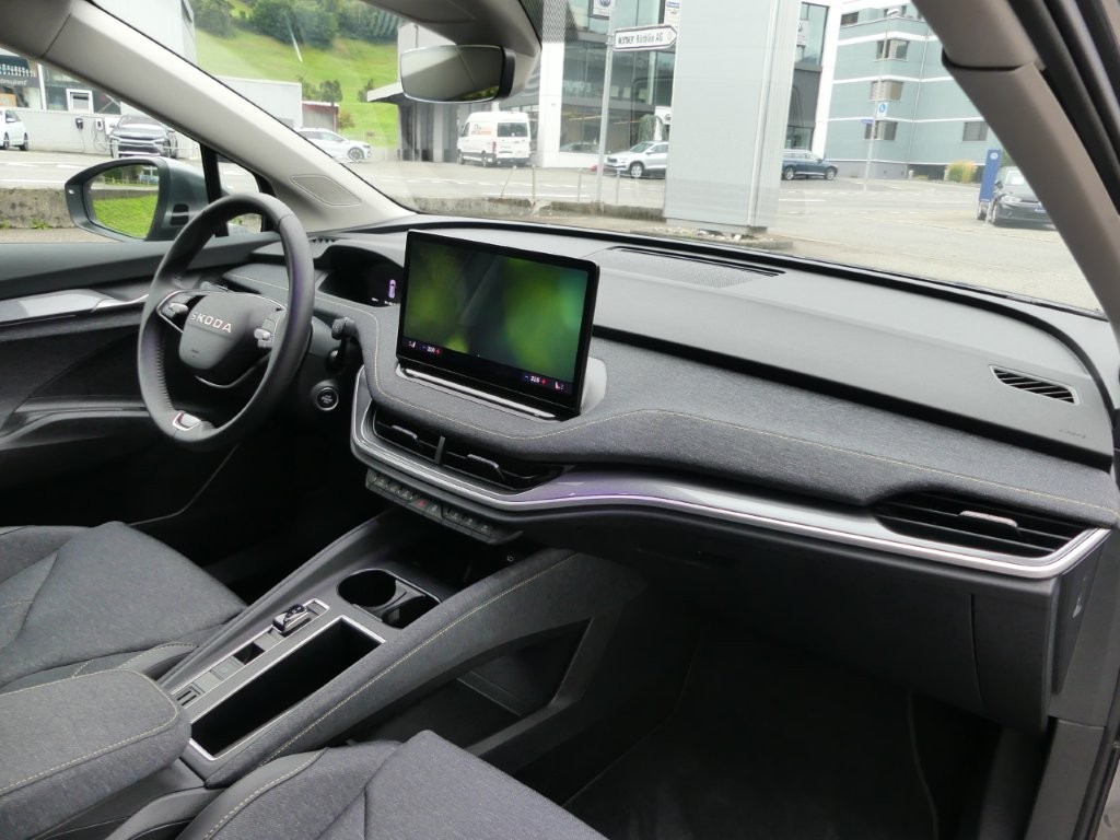 SKODA Elroq 85-image-8