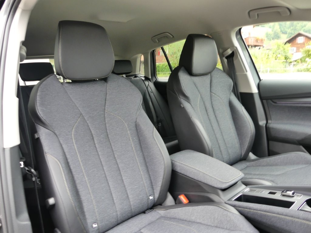 SKODA Elroq 85-image-10