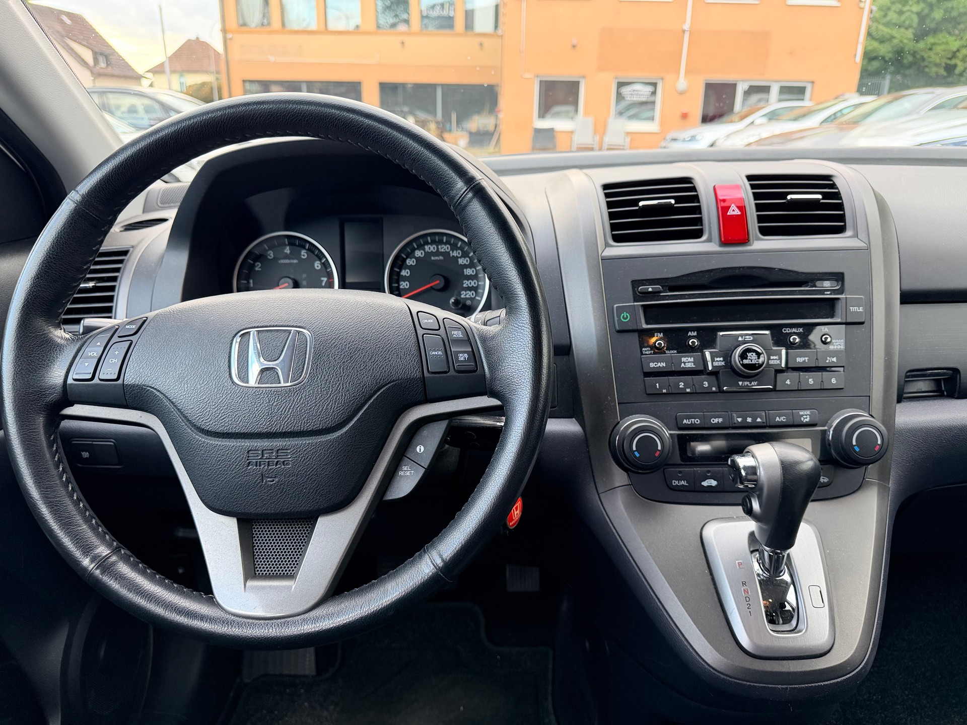 HONDA CR-V 2.0 4WD Elegance Automatic-image-14