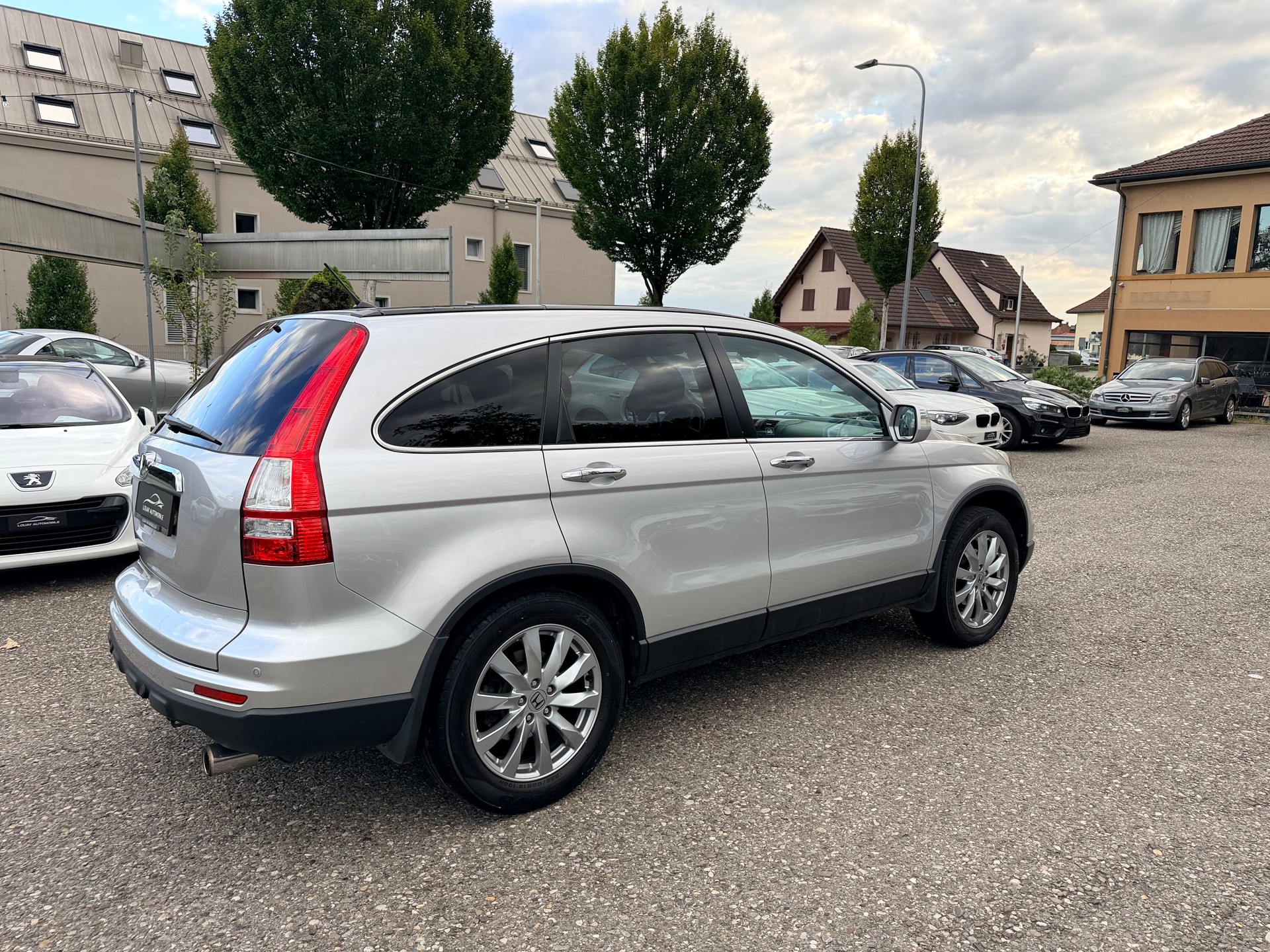 HONDA CR-V 2.0 4WD Elegance Automatic-image-8