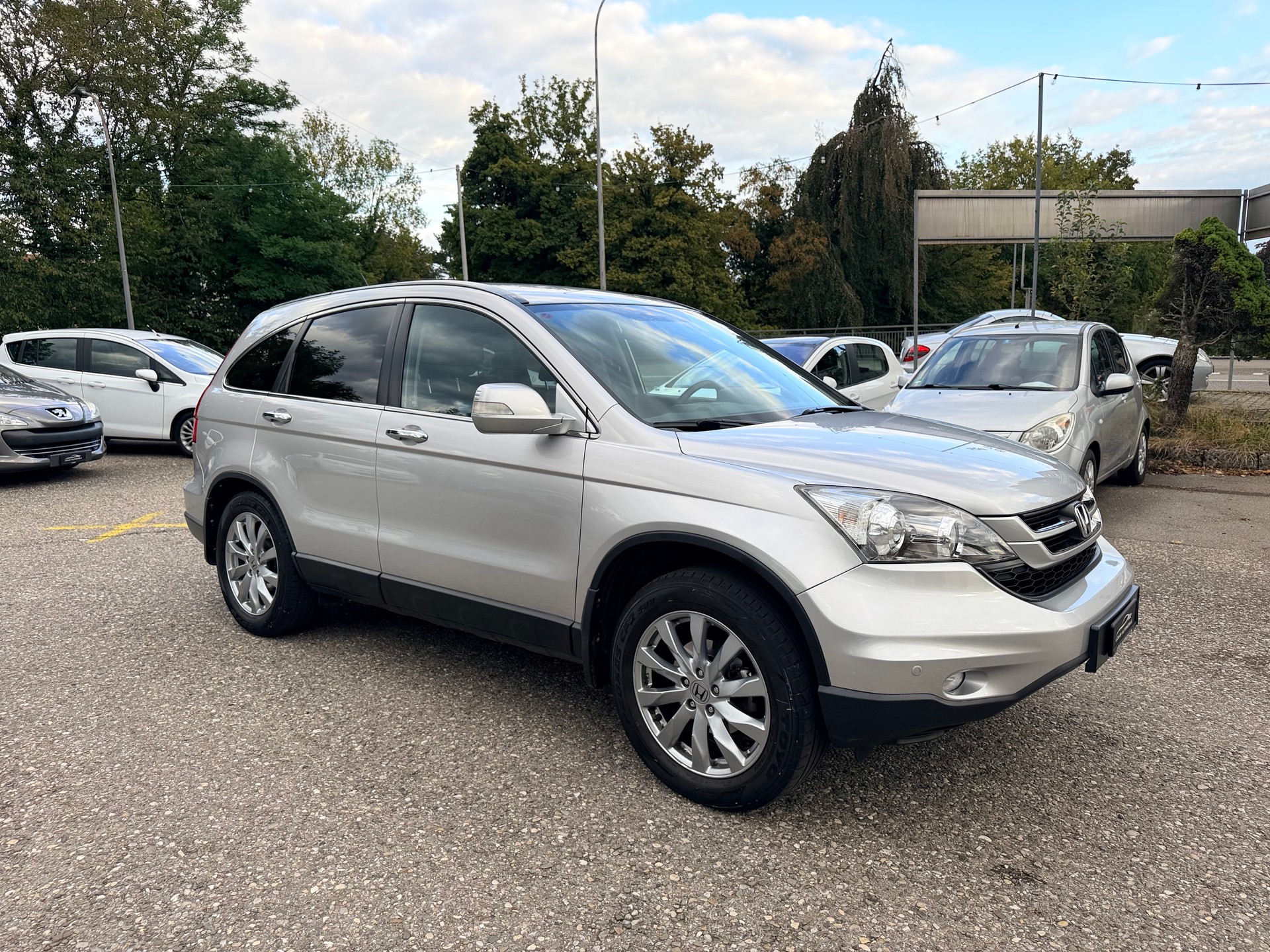 HONDA CR-V 2.0 4WD Elegance Automatic-showroom-element-3