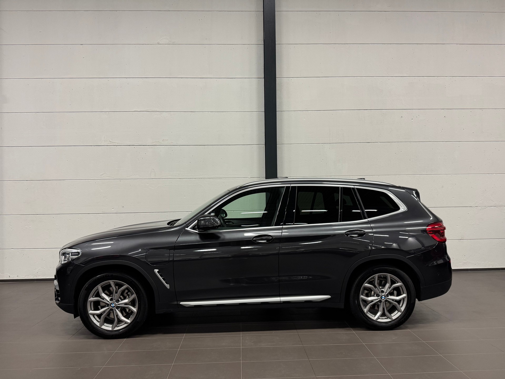 BMW X3 xDrive 30e xLine-image-9
