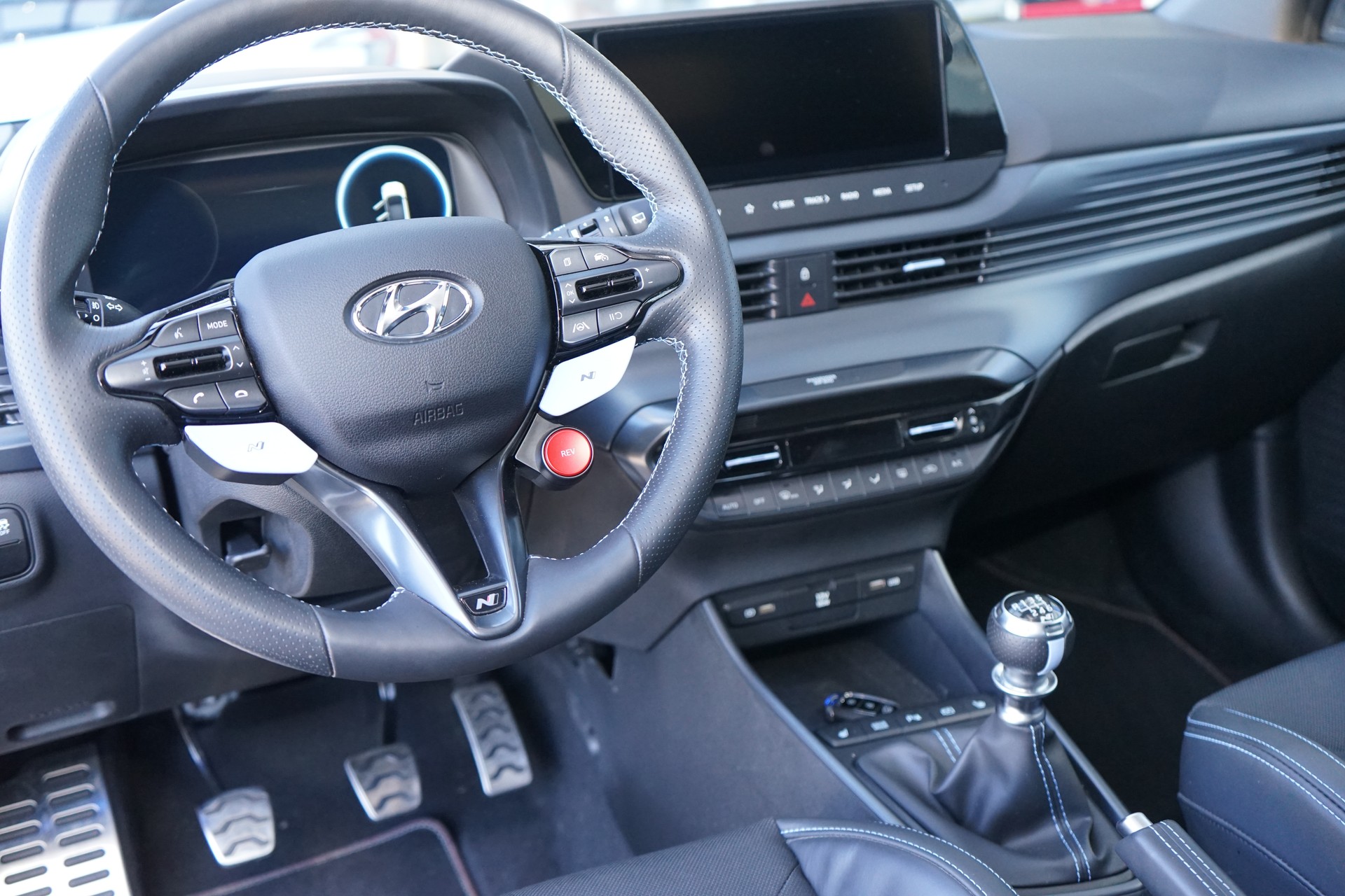 HYUNDAI i20 1.6 T-GDi N-image-17