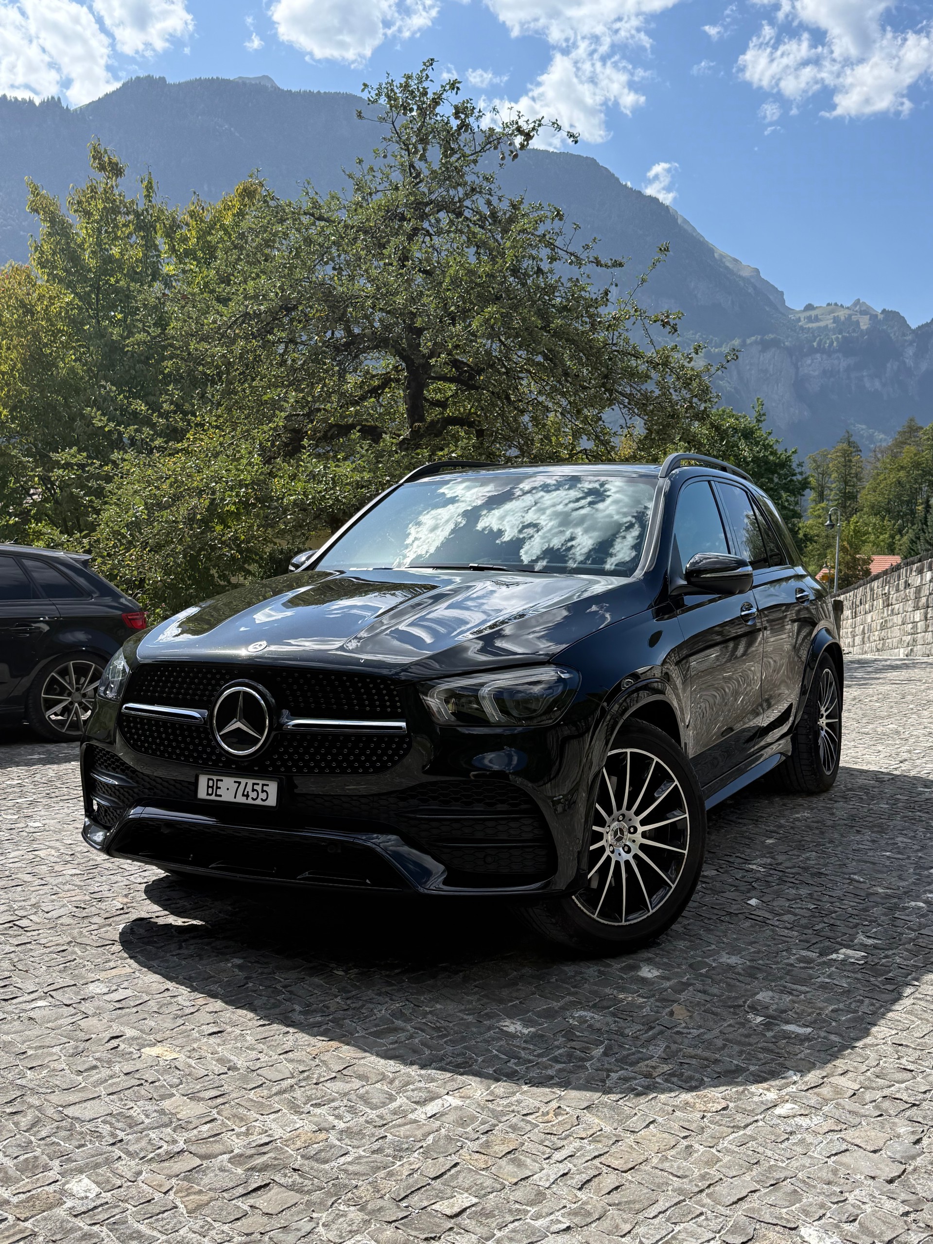 MERCEDES-BENZ GLE 400 d AMG Line 4matic-image-1