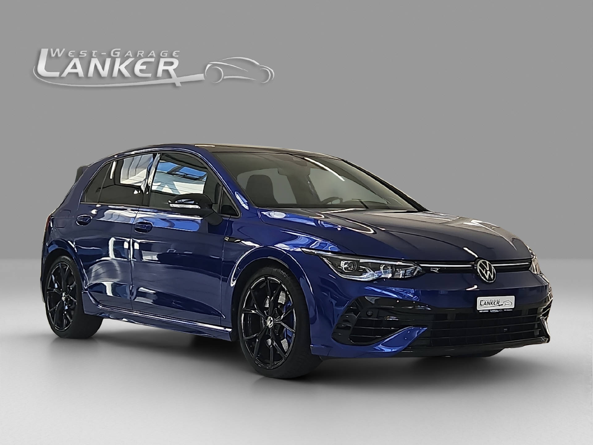 VW Golf VIII 2.0 TSI R Performance DSG 4motion-image-1